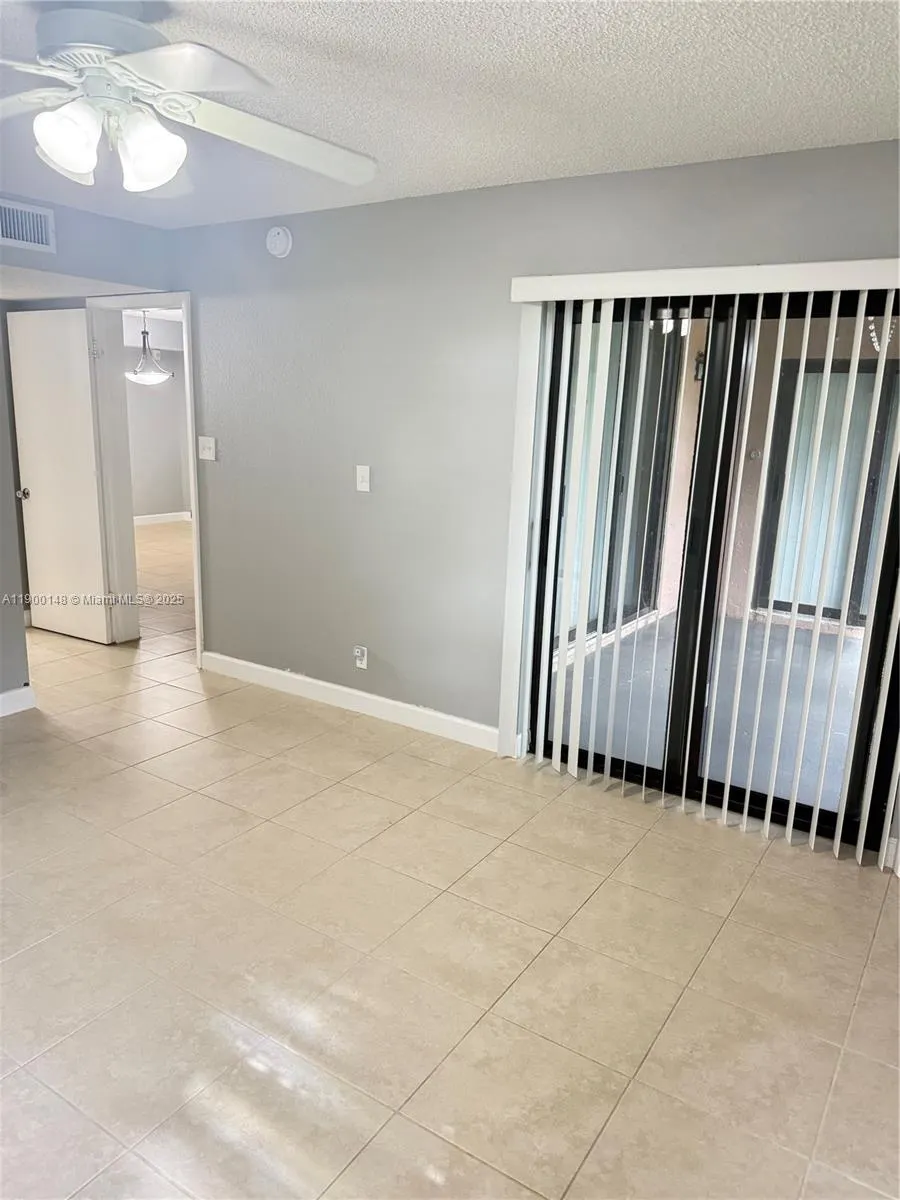 10161 W Sunrise Blvd, #105