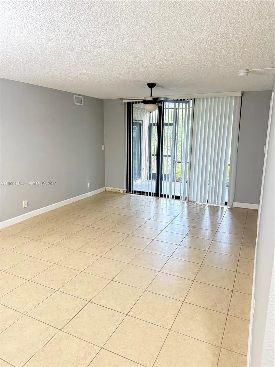 10161 W Sunrise Blvd, #105
