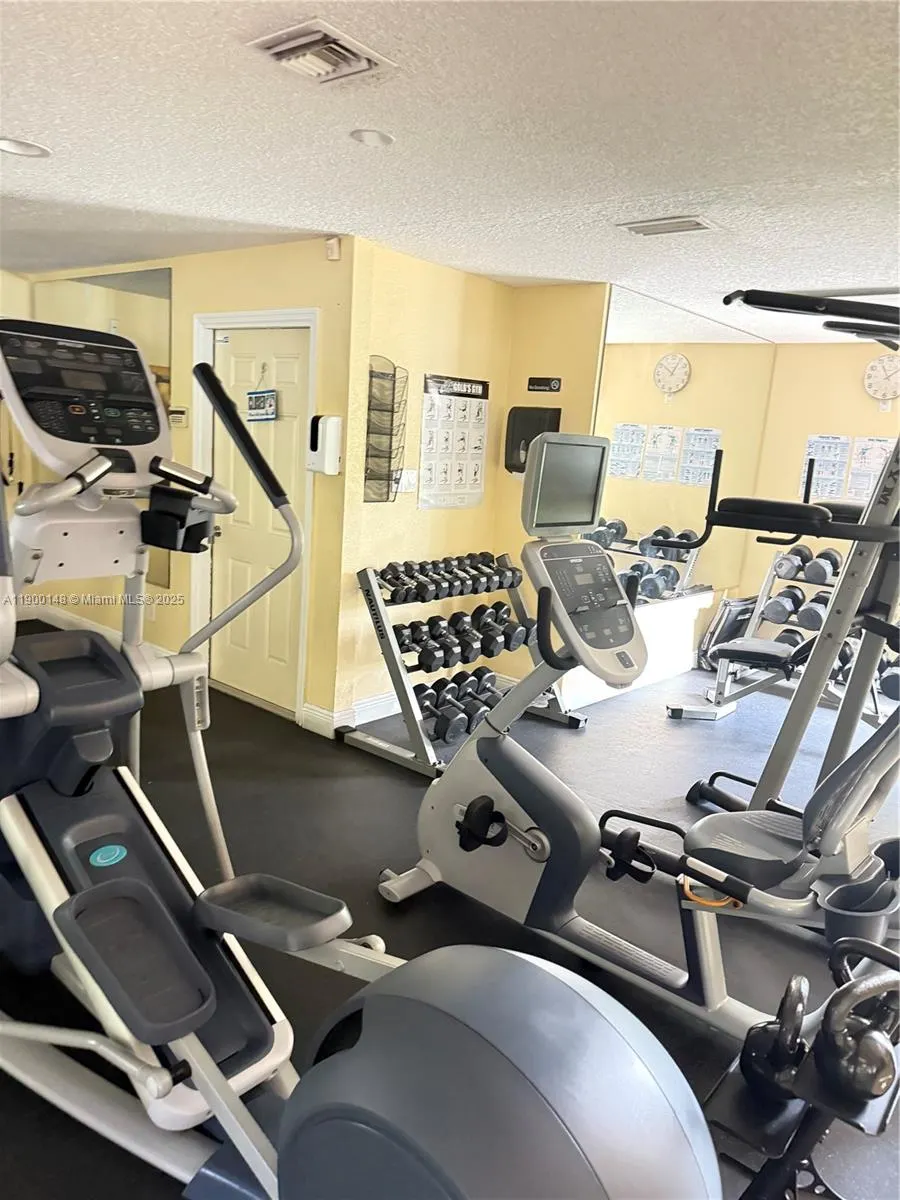 10161 W Sunrise Blvd, #105