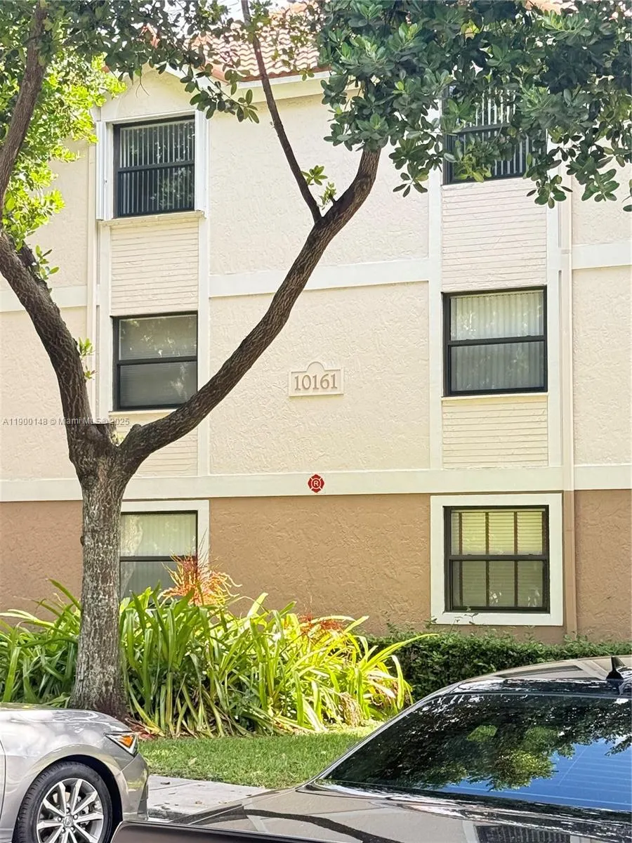 10161 W Sunrise Blvd, #105