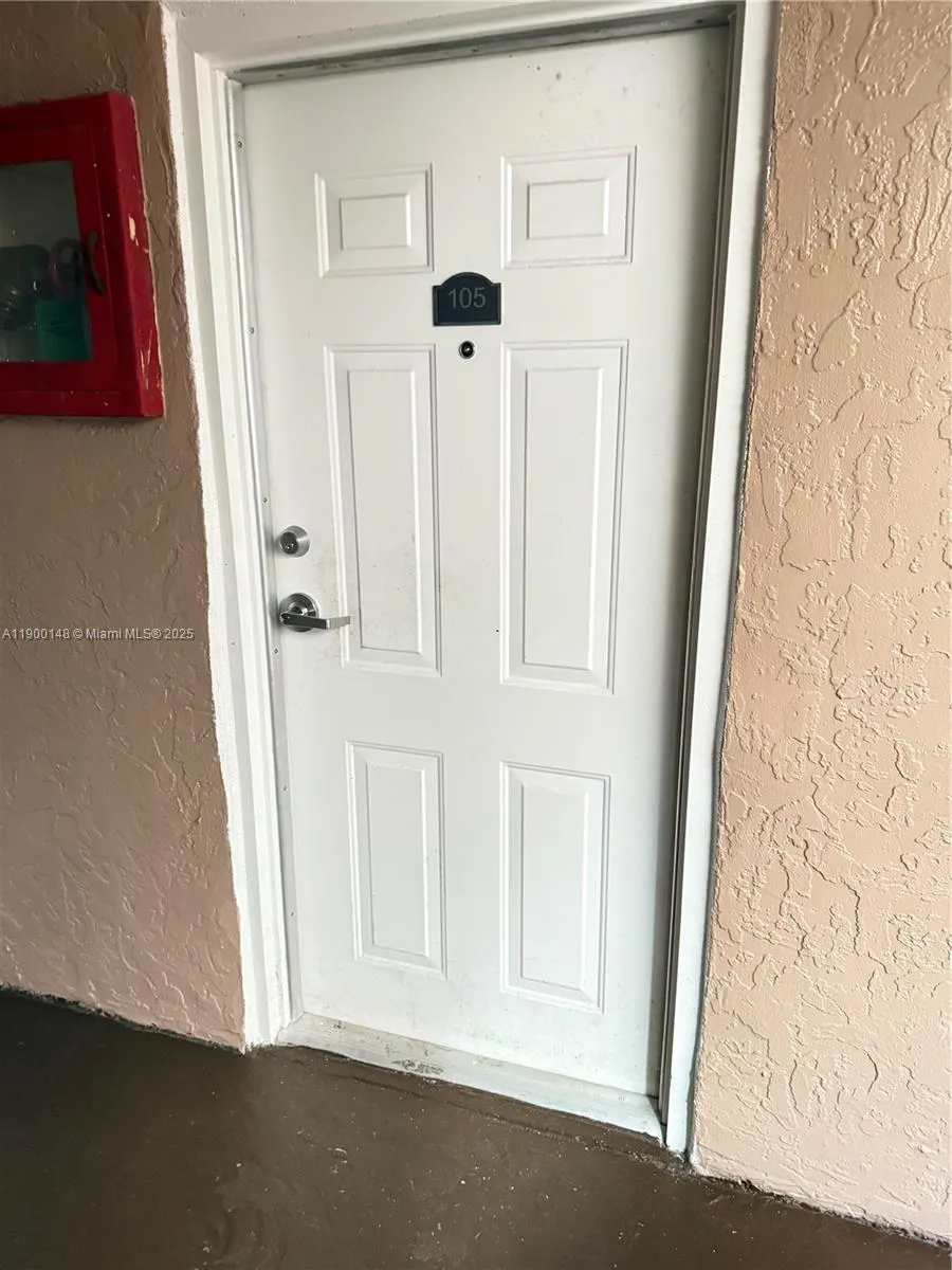 10161 W Sunrise Blvd, #105