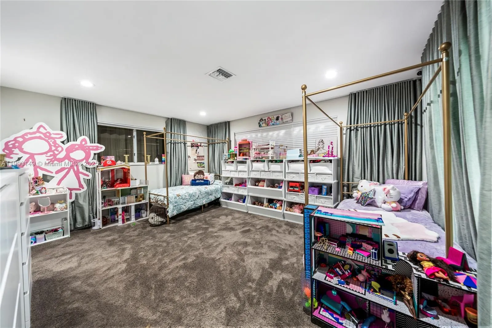 5820 Palm Tree Rd