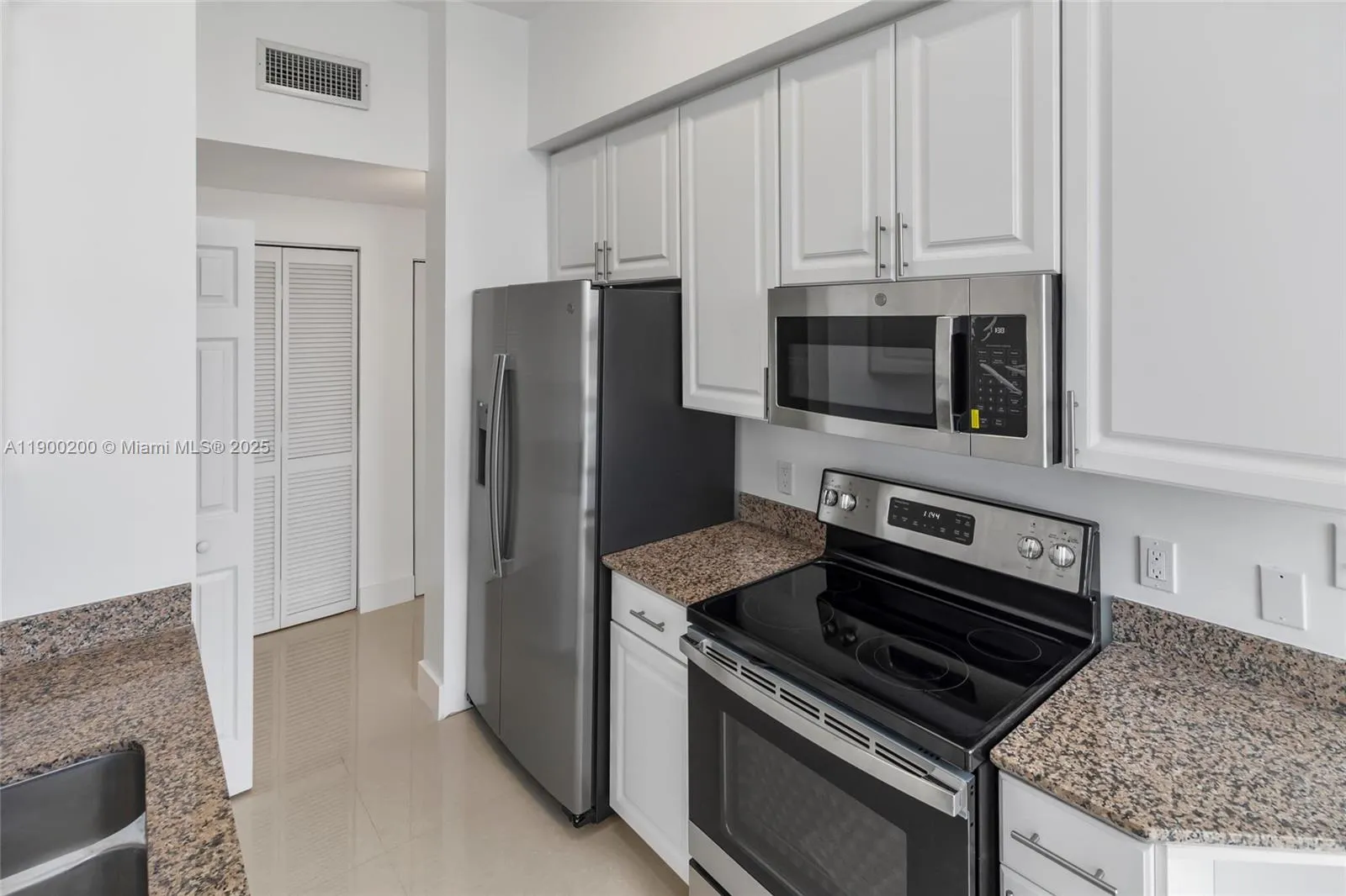 1155 Brickell Bay Dr, #PH202