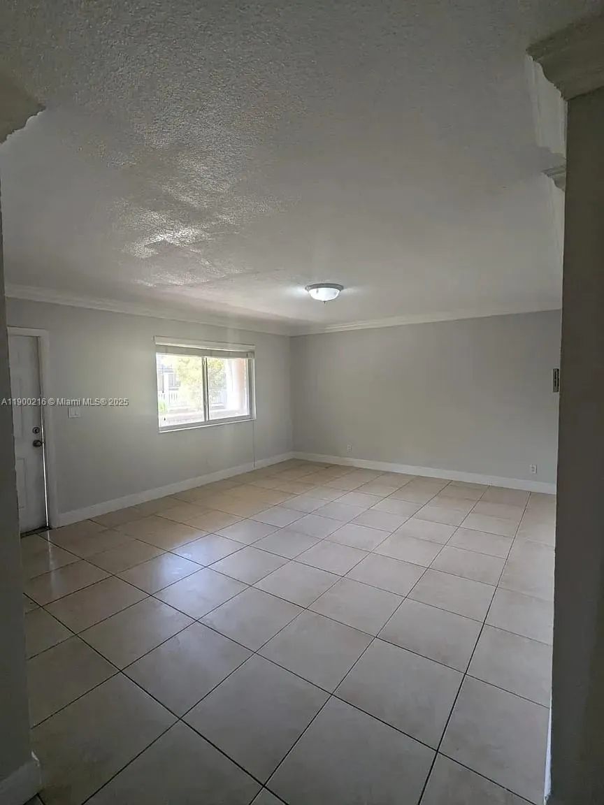 2323 Van Buren St, #207