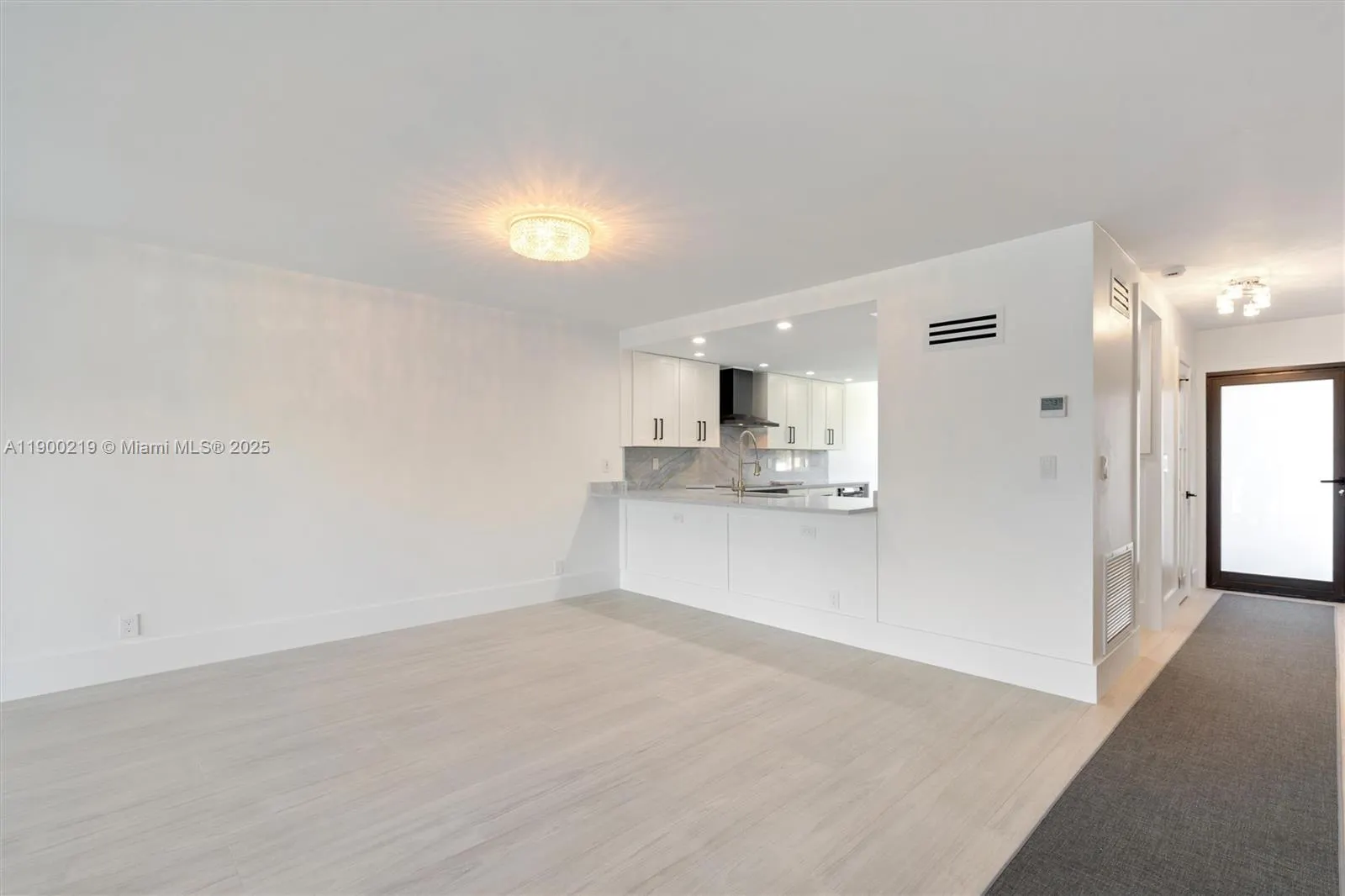 1800 S Ocean Dr, #109