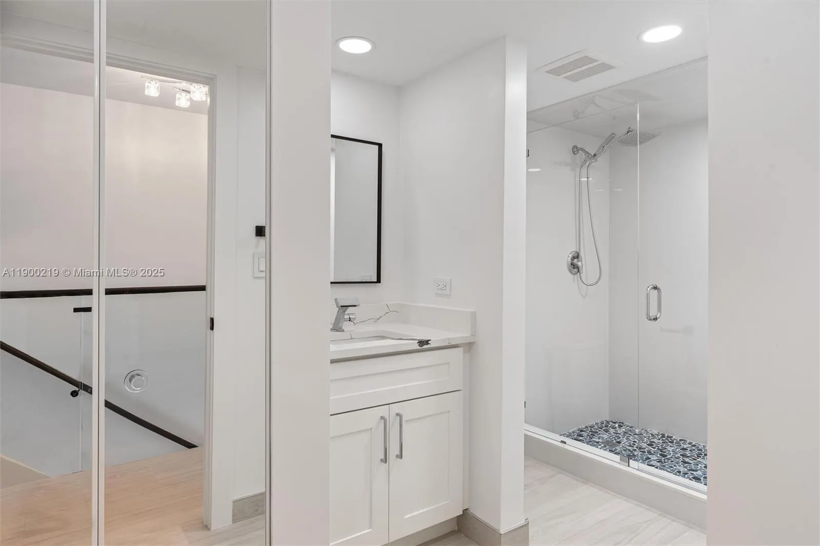 1800 S Ocean Dr, #109