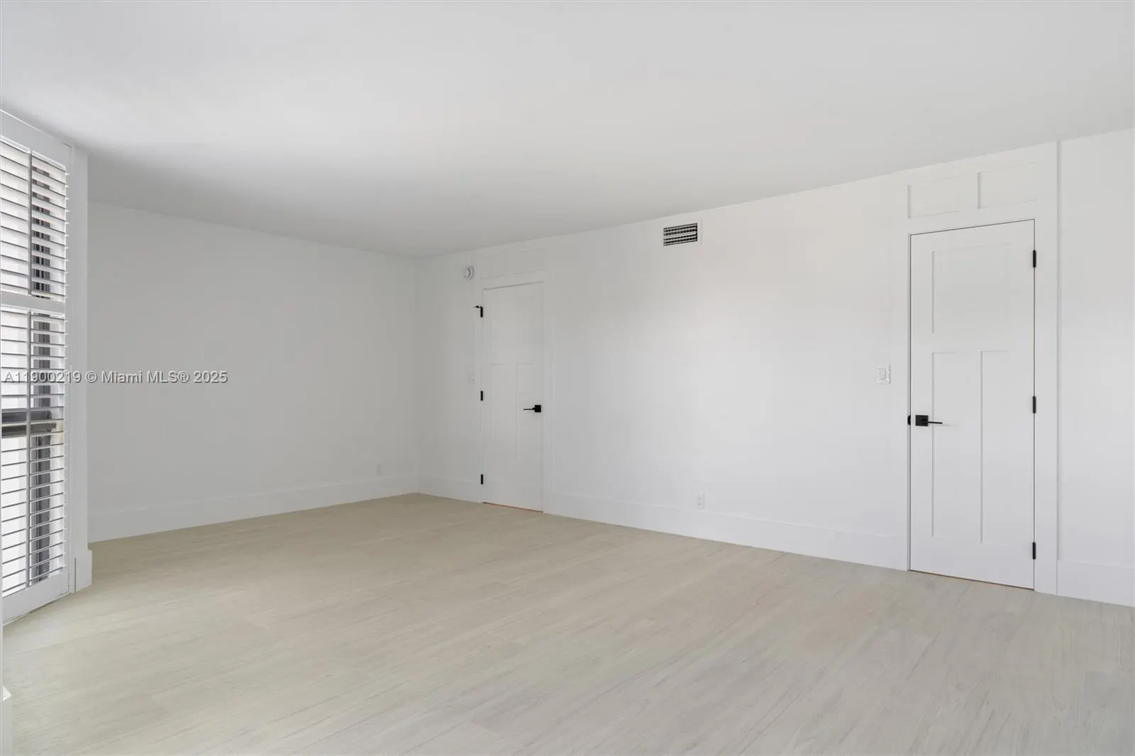 1800 S Ocean Dr, #109