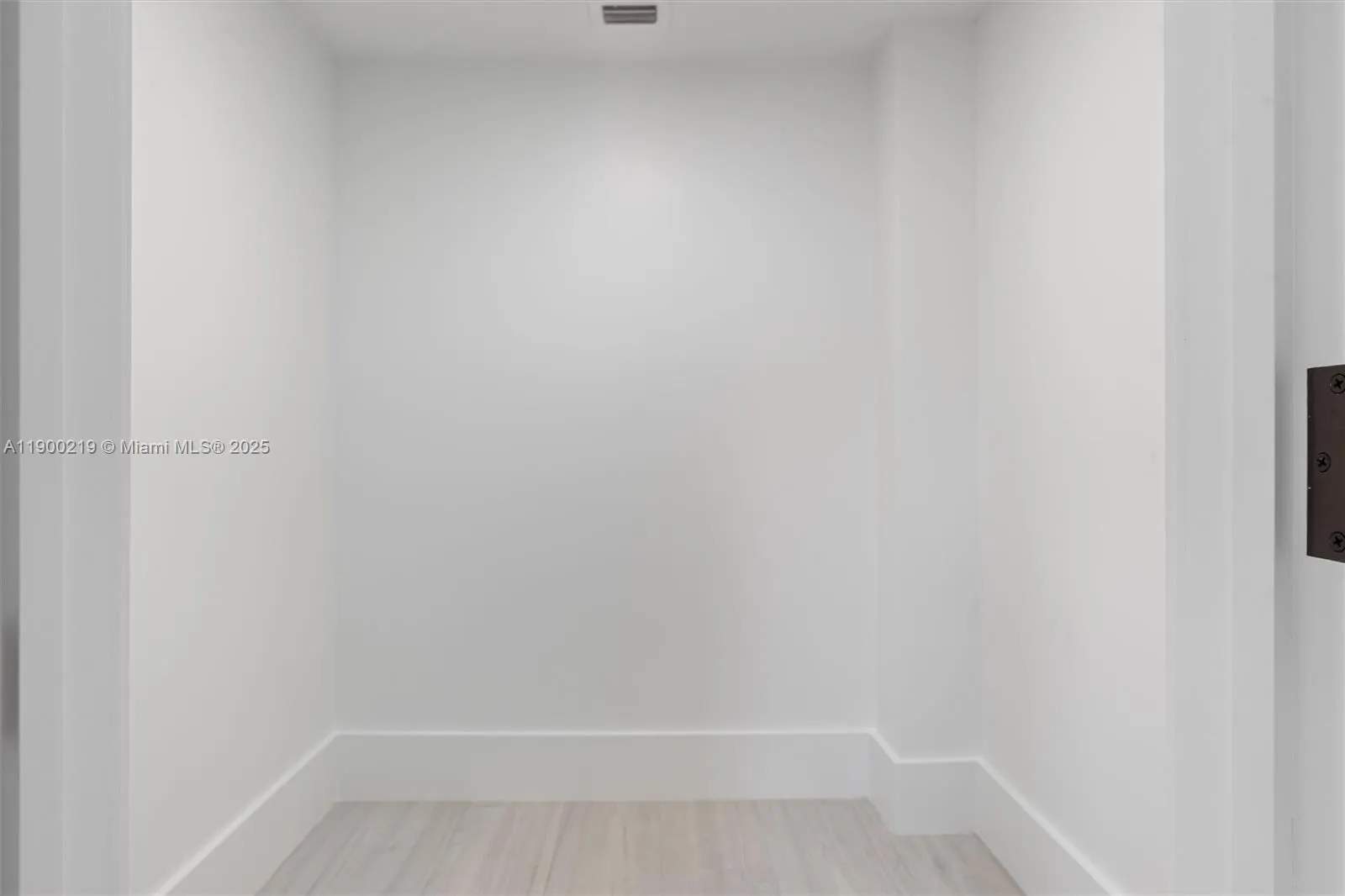 1800 S Ocean Dr, #109