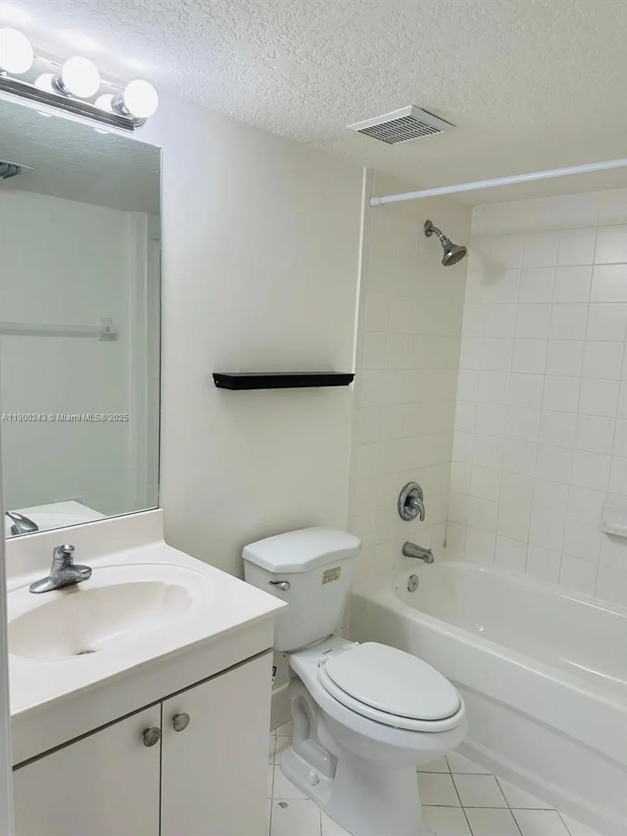 1261 SE 31st Ct, #101-53