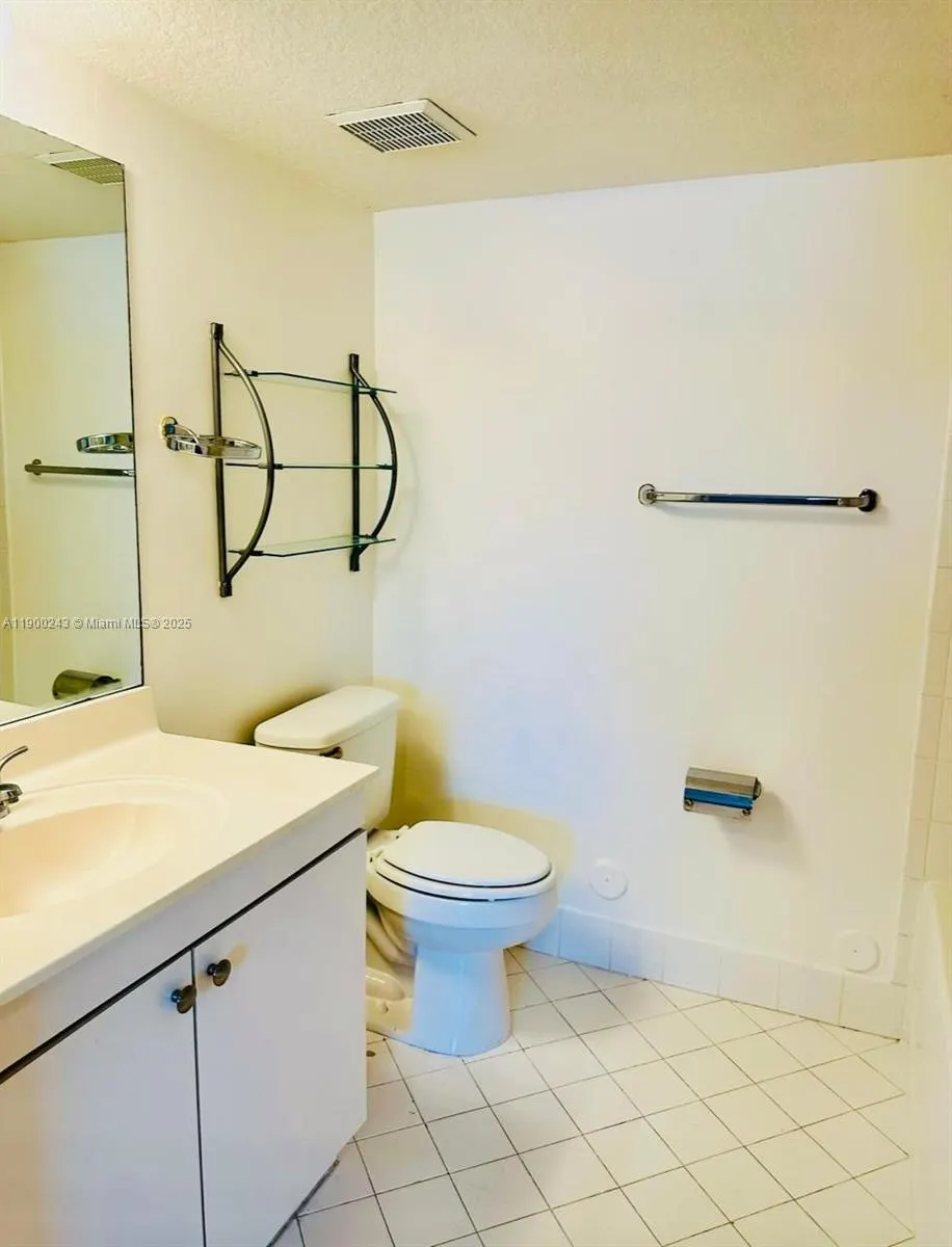 1261 SE 31st Ct, #101-53