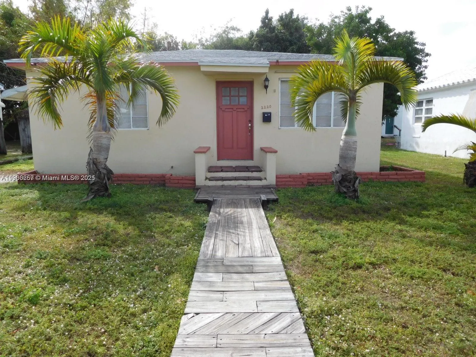 2220 Grant St, #0