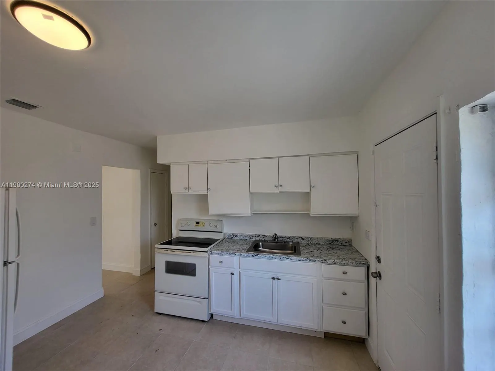 640 - 642 NW 77th St