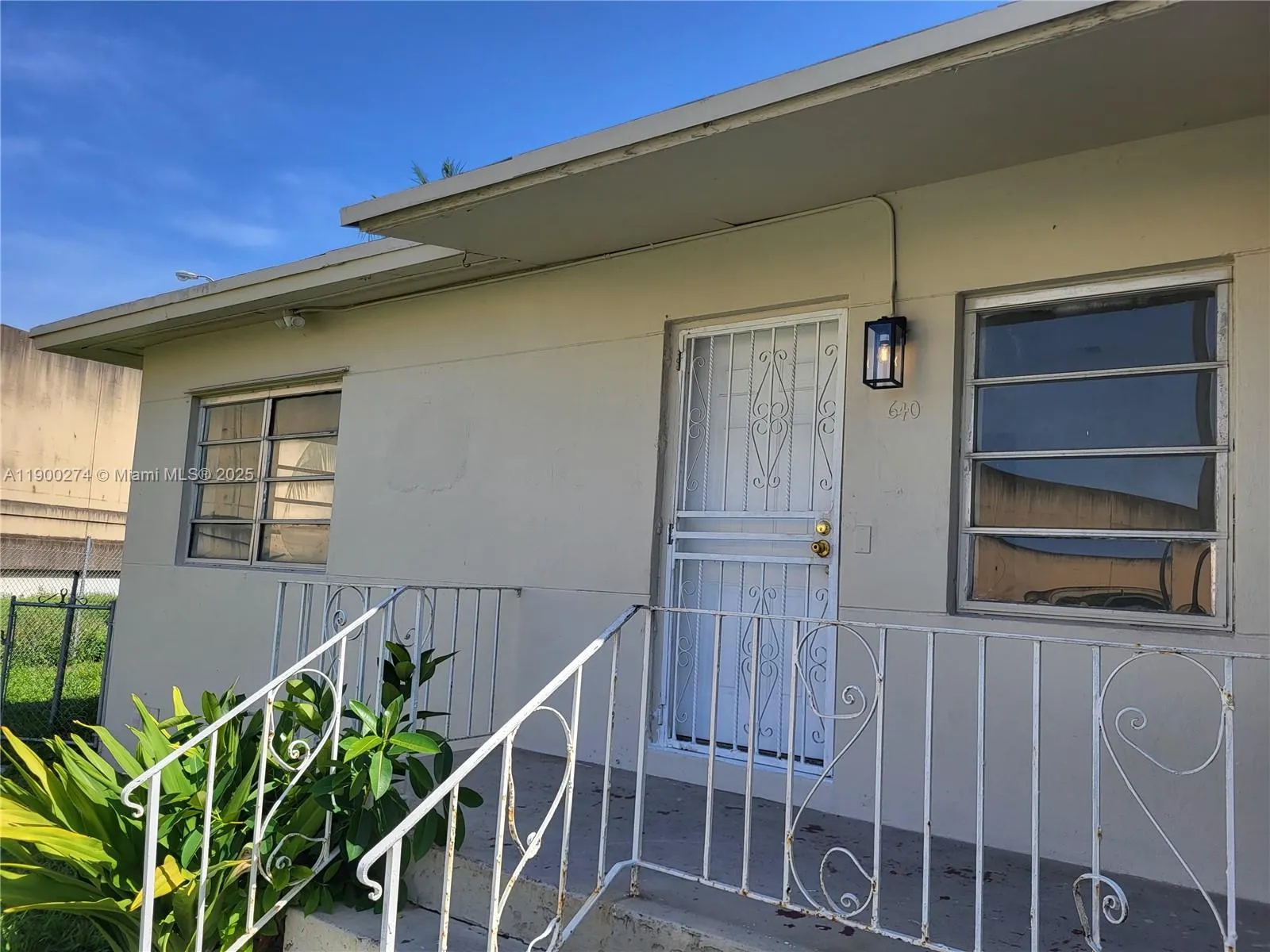 640 - 642 NW 77th St