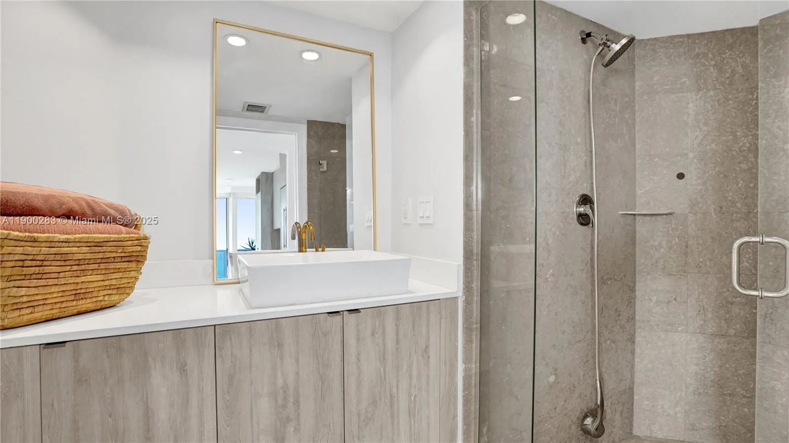 7330 Ocean Ter, #20-B