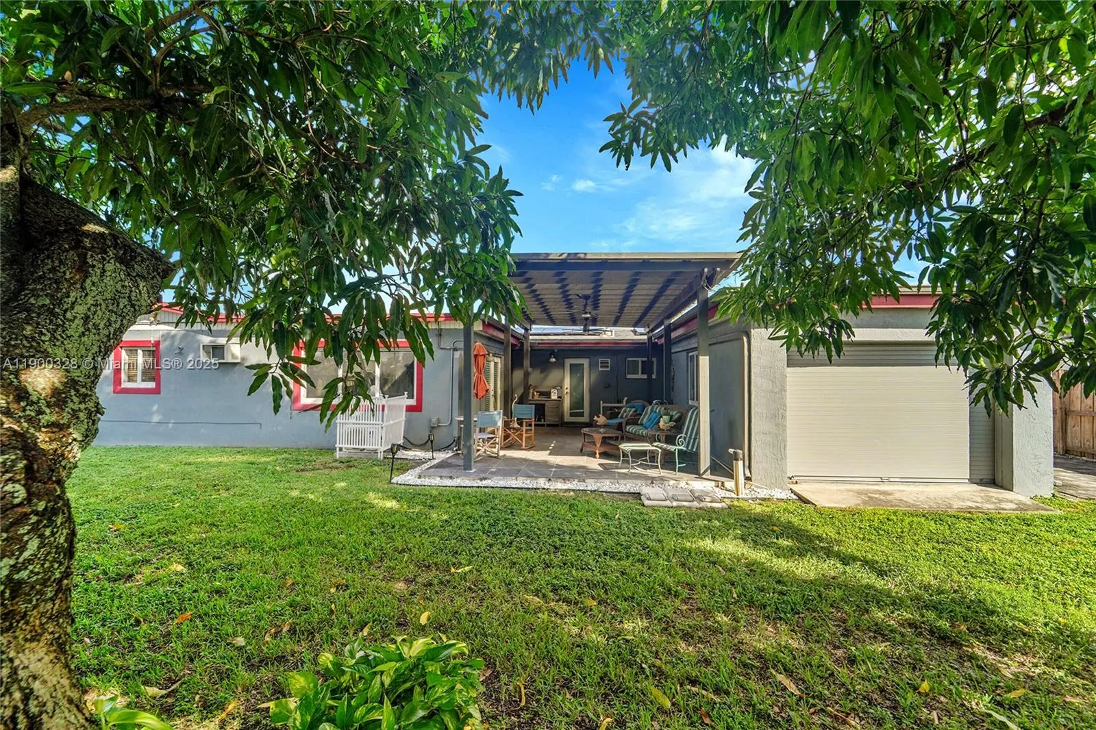 8370 NW 185th St