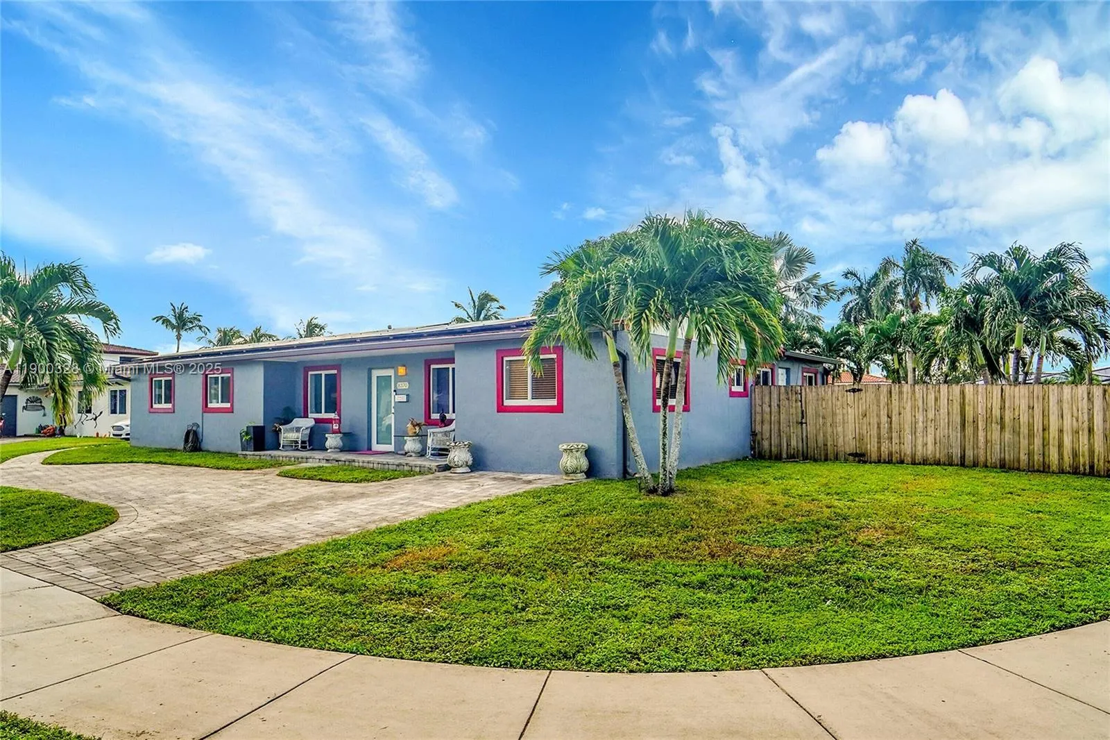 8370 NW 185th St