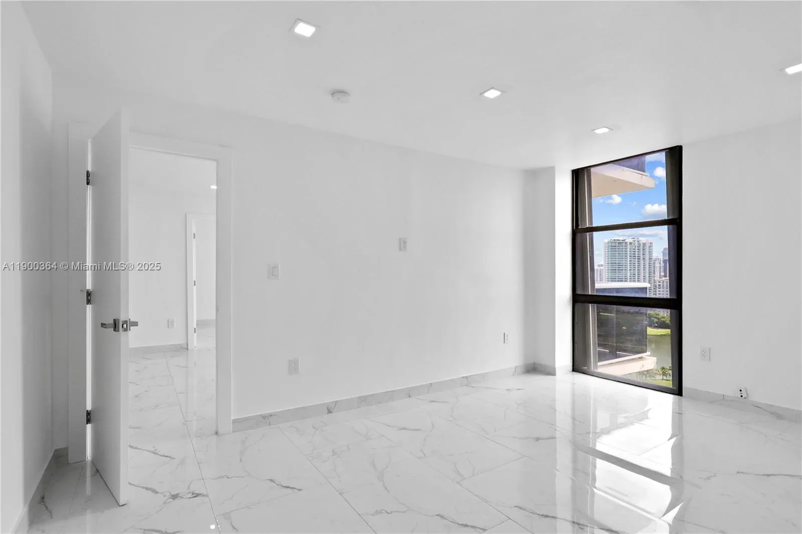 3675 N Country Club Dr, #2008