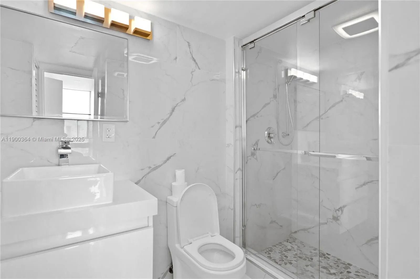 3675 N Country Club Dr, #2008