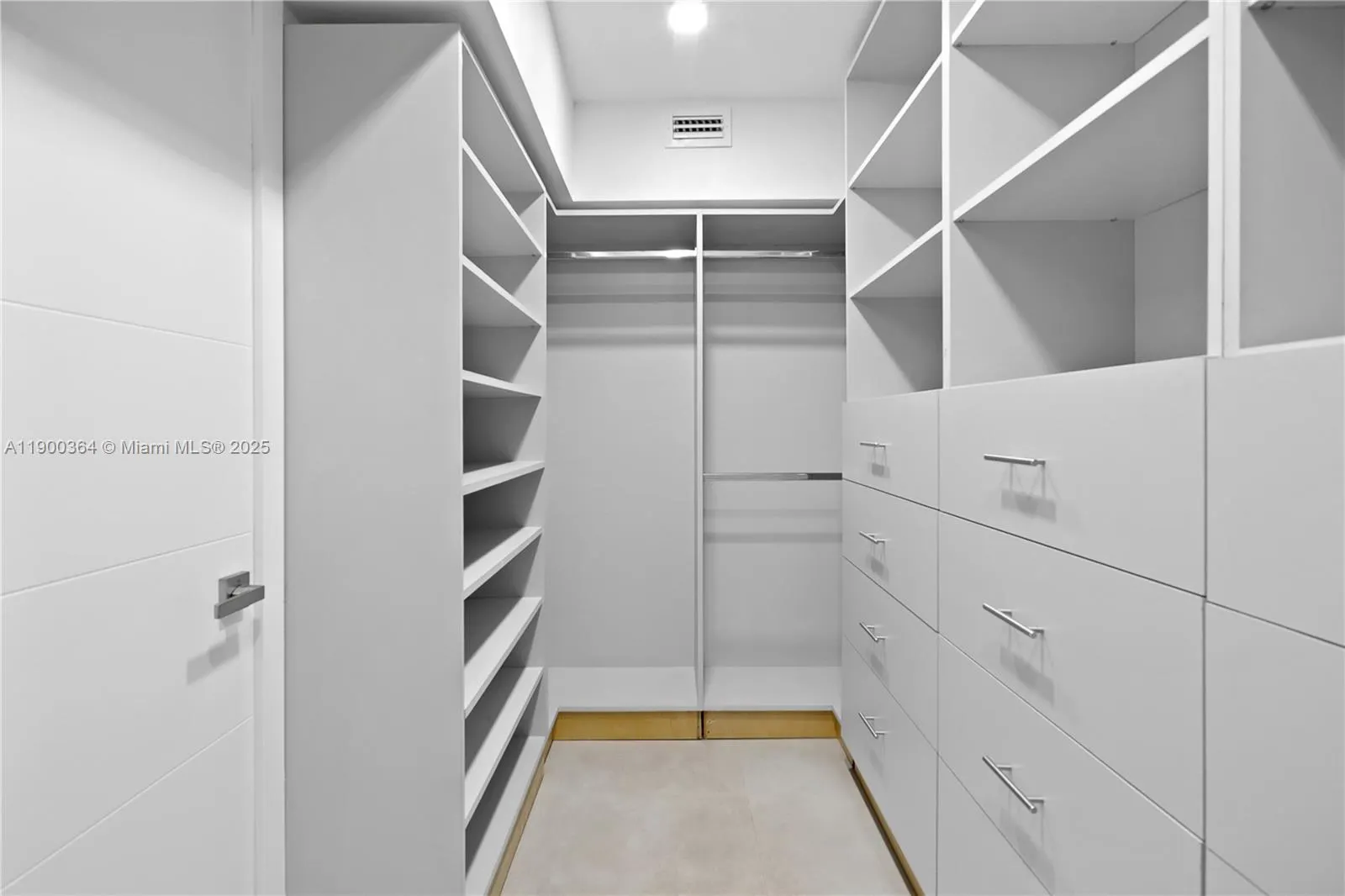 3675 N Country Club Dr, #2008