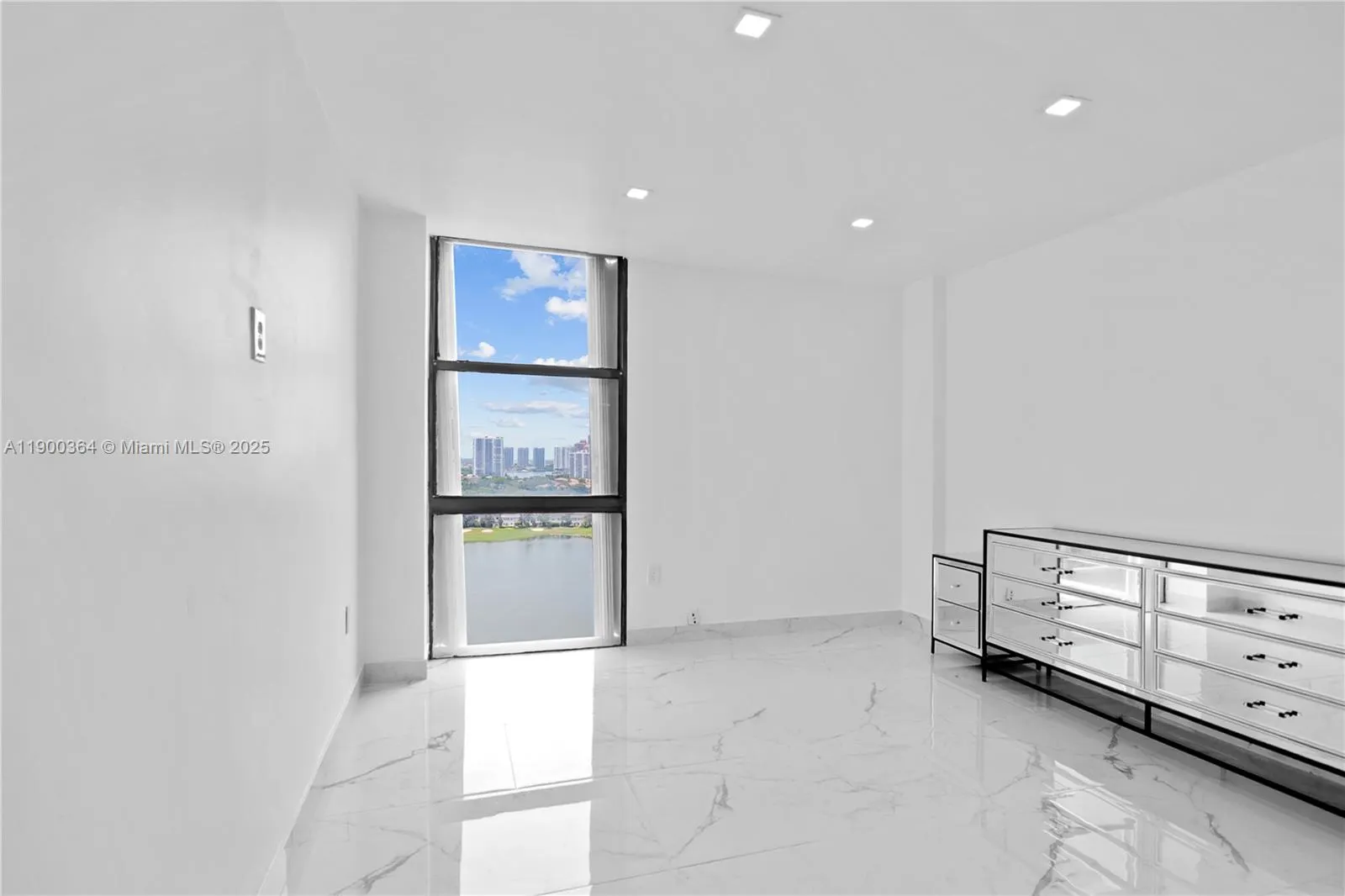 3675 N Country Club Dr, #2008