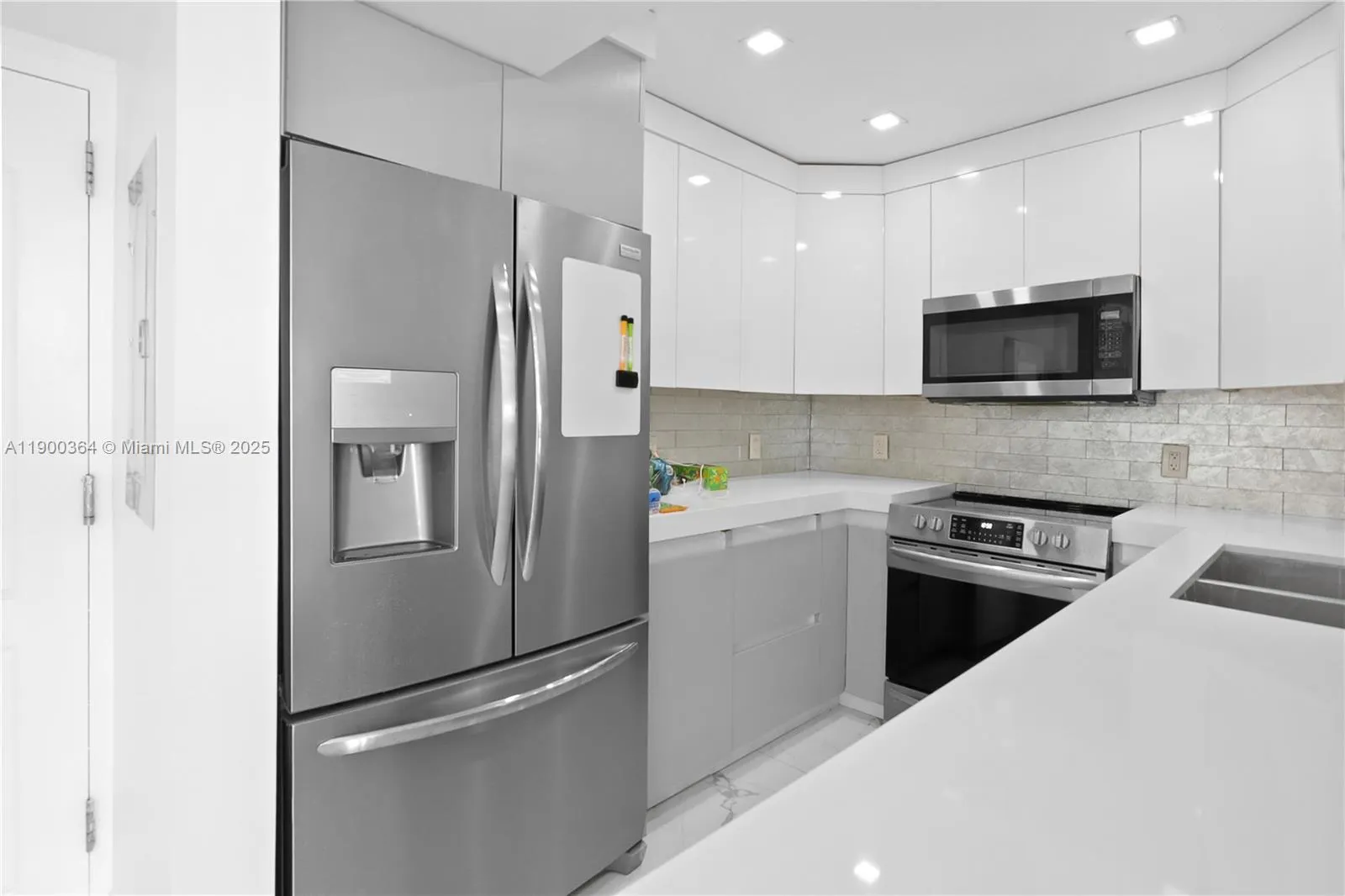 3675 N Country Club Dr, #2008