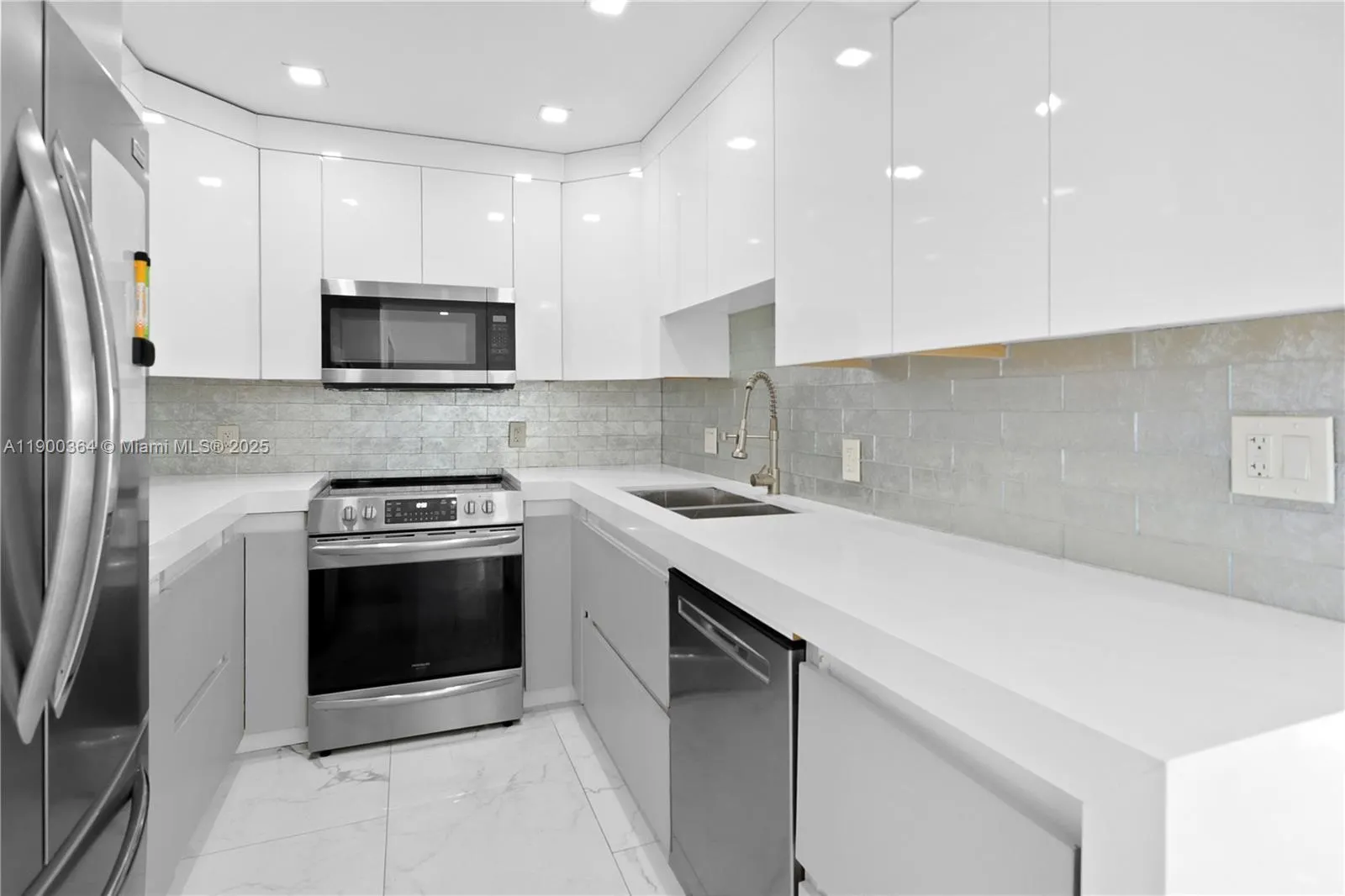 3675 N Country Club Dr, #2008