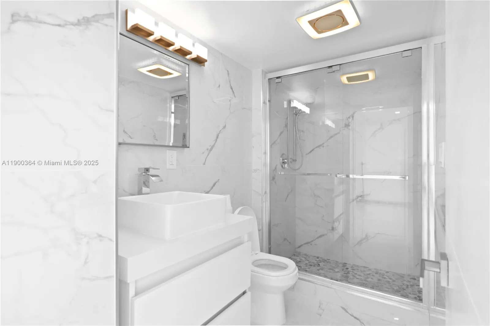 3675 N Country Club Dr, #2008