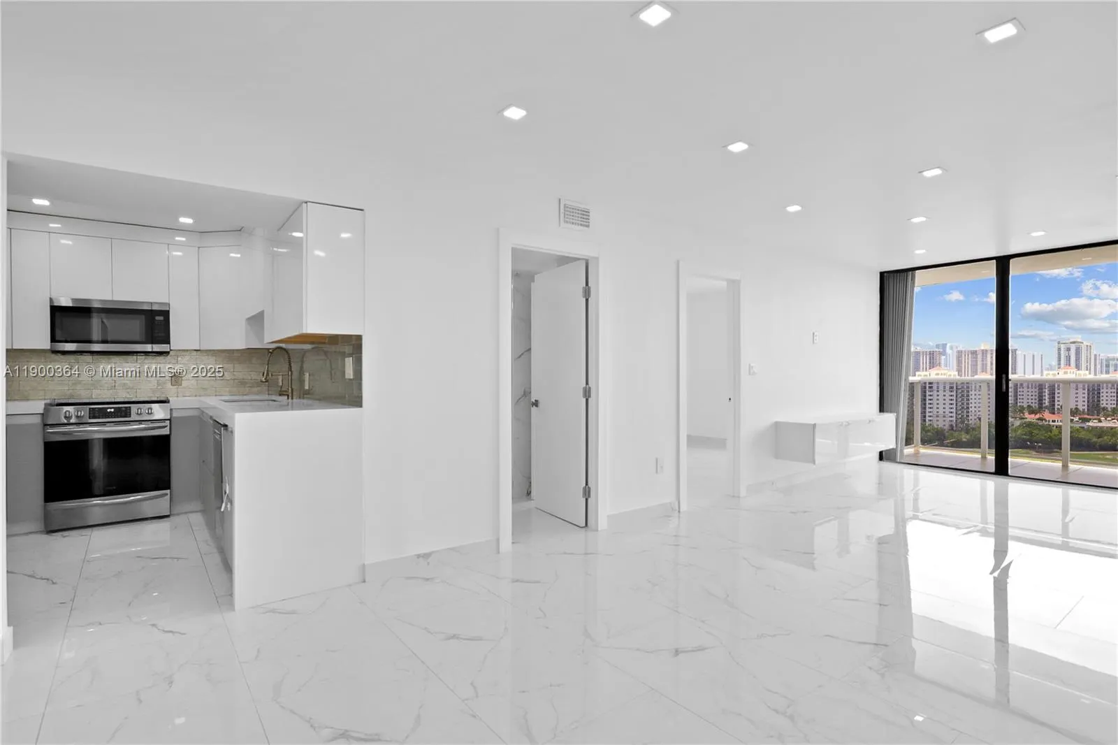 3675 N Country Club Dr, #2008