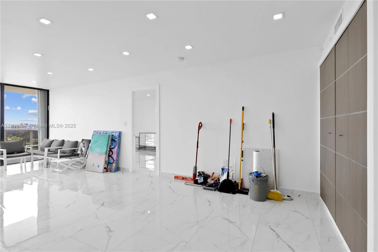 3675 N Country Club Dr, #2008