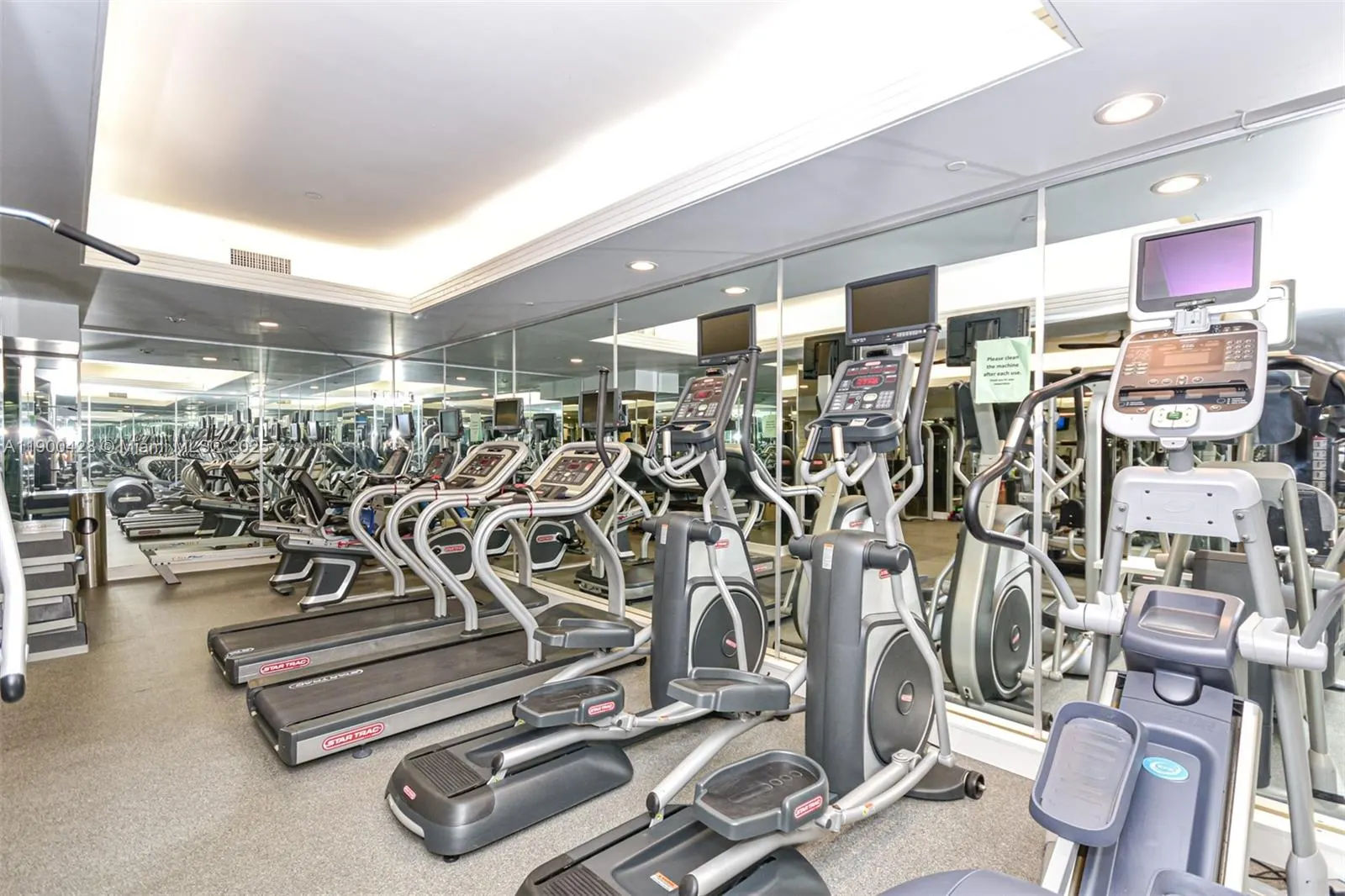 10101 Collins Ave, #7D