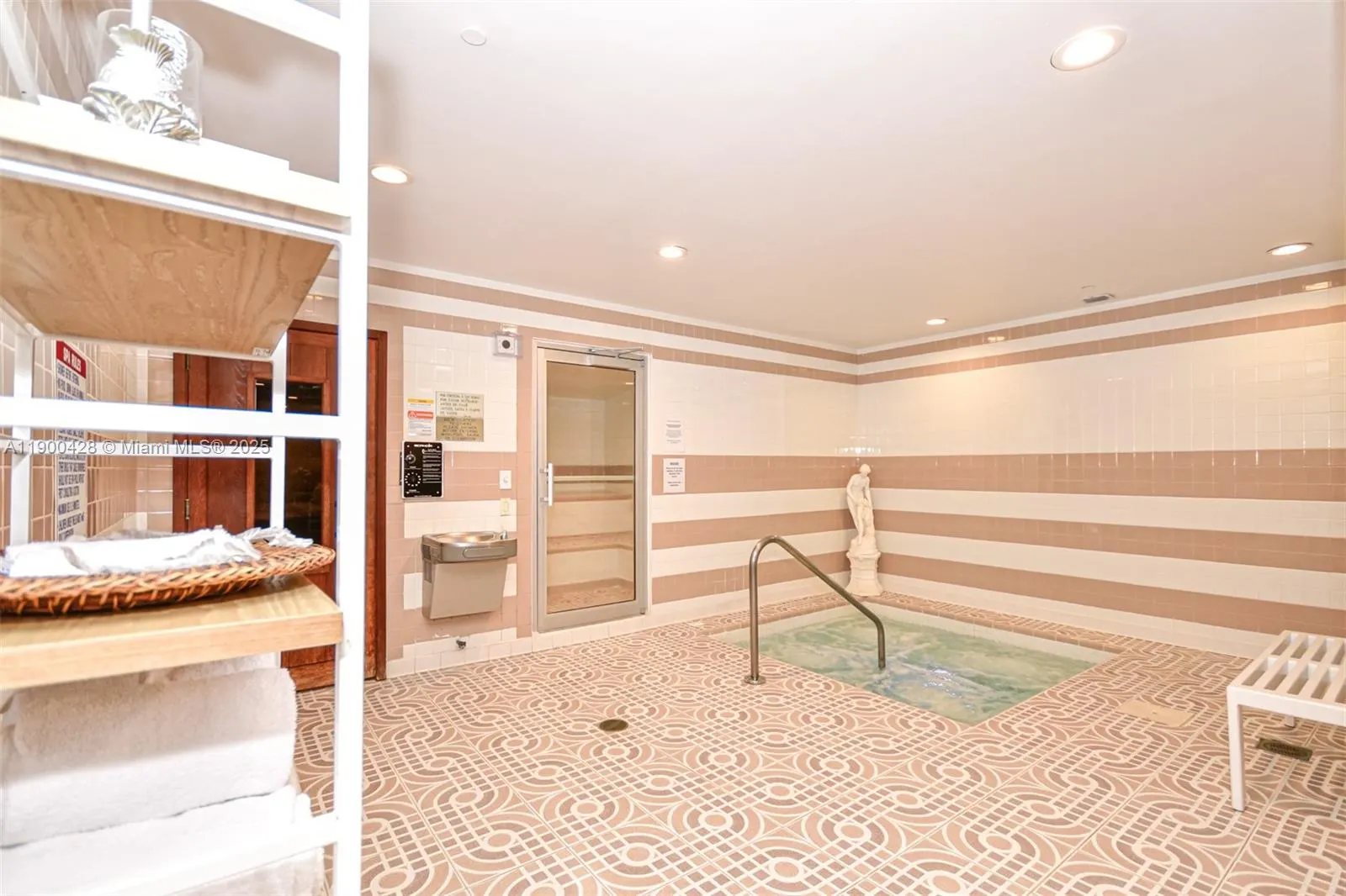 10101 Collins Ave, #7D