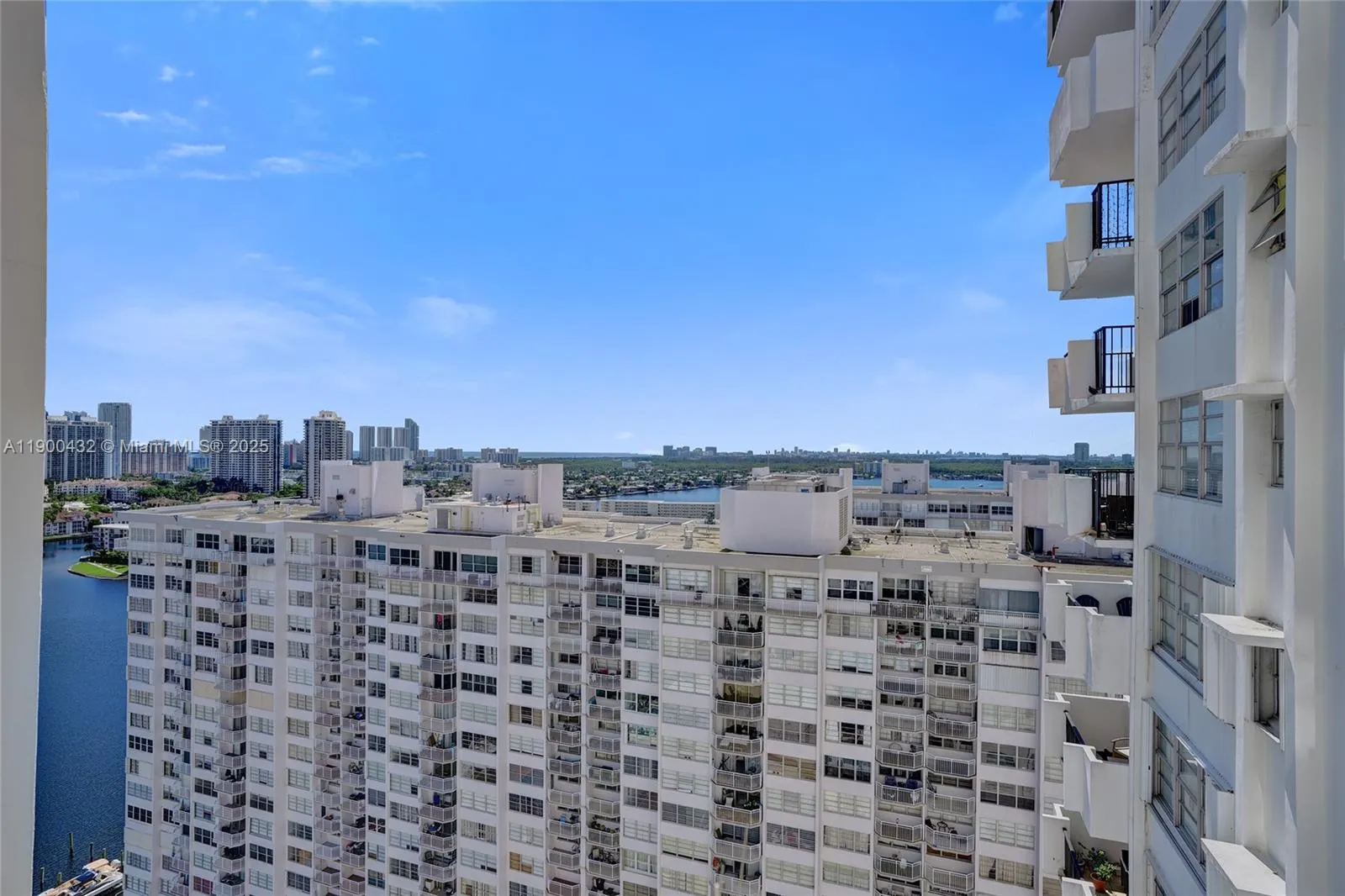 2750 NE 183rd St, #2412