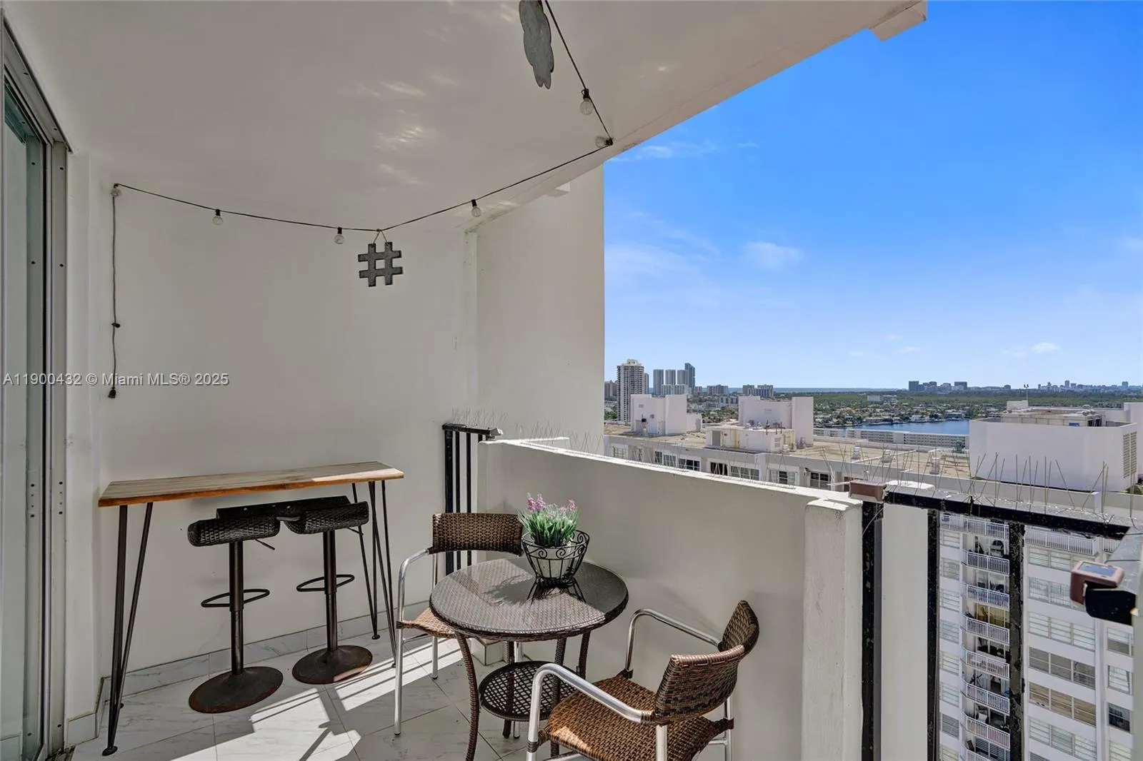 2750 NE 183rd St, #2412