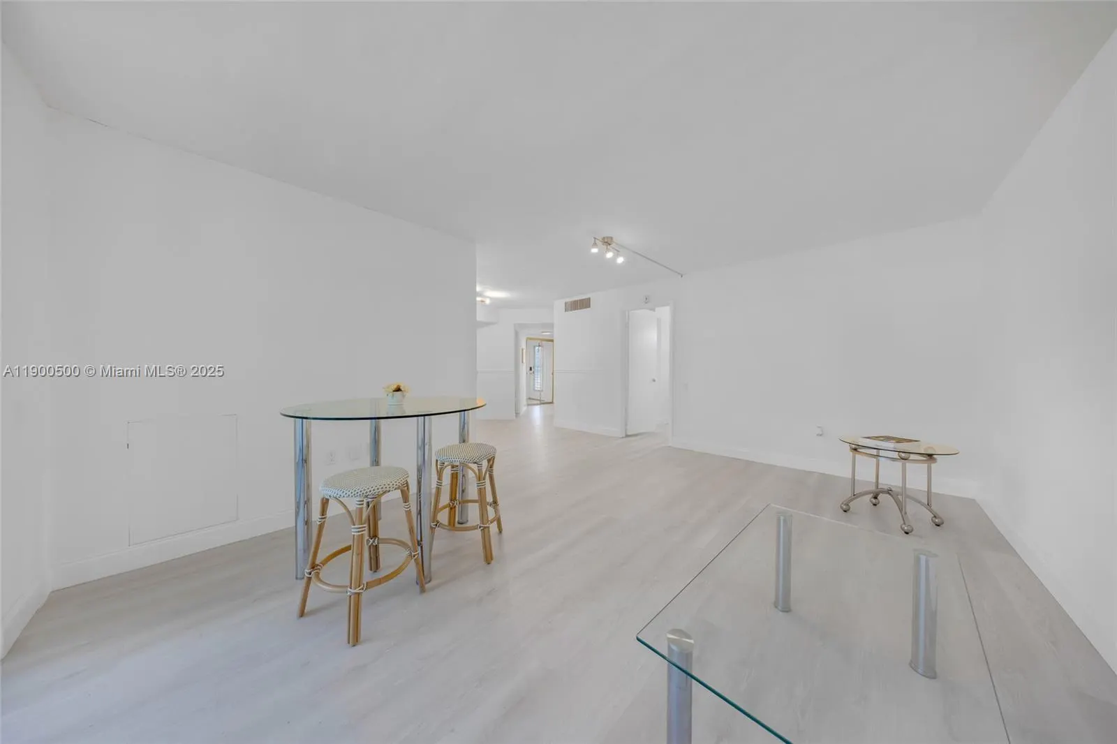 9090 Lime Bay Blvd, #211