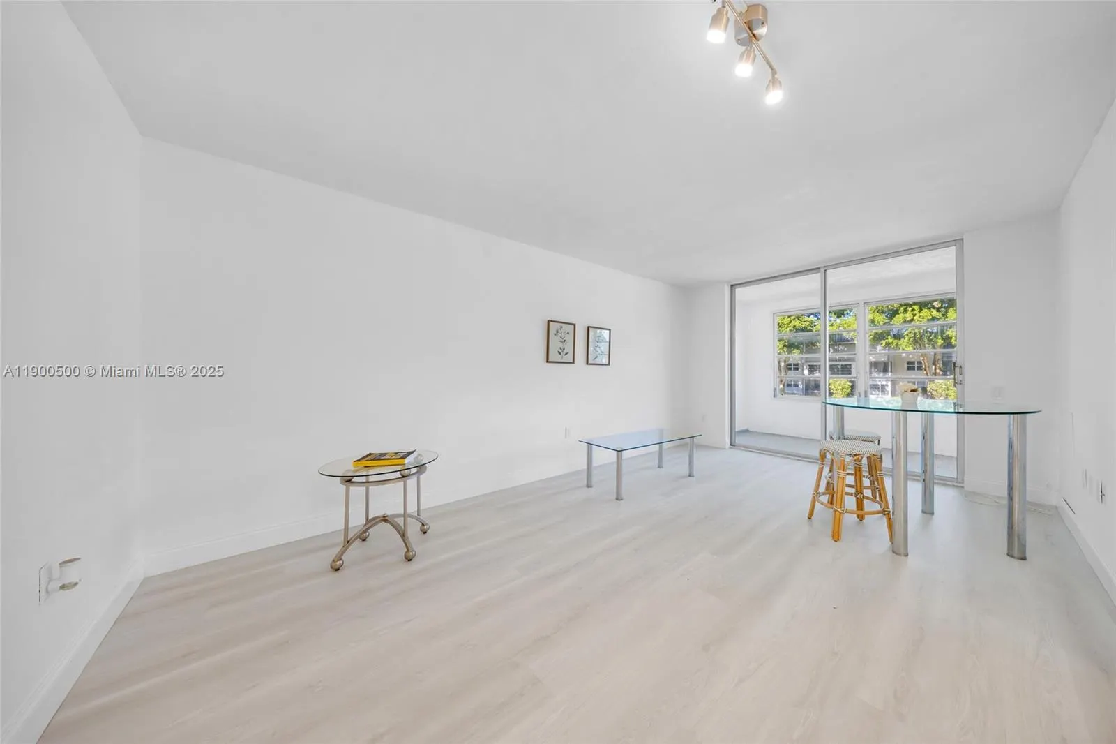 9090 Lime Bay Blvd, #211