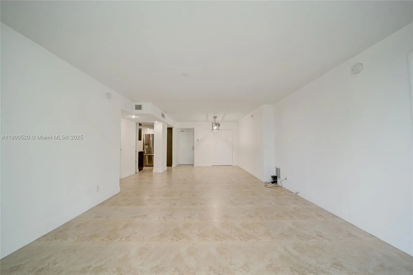 100 Bayview Dr, #214