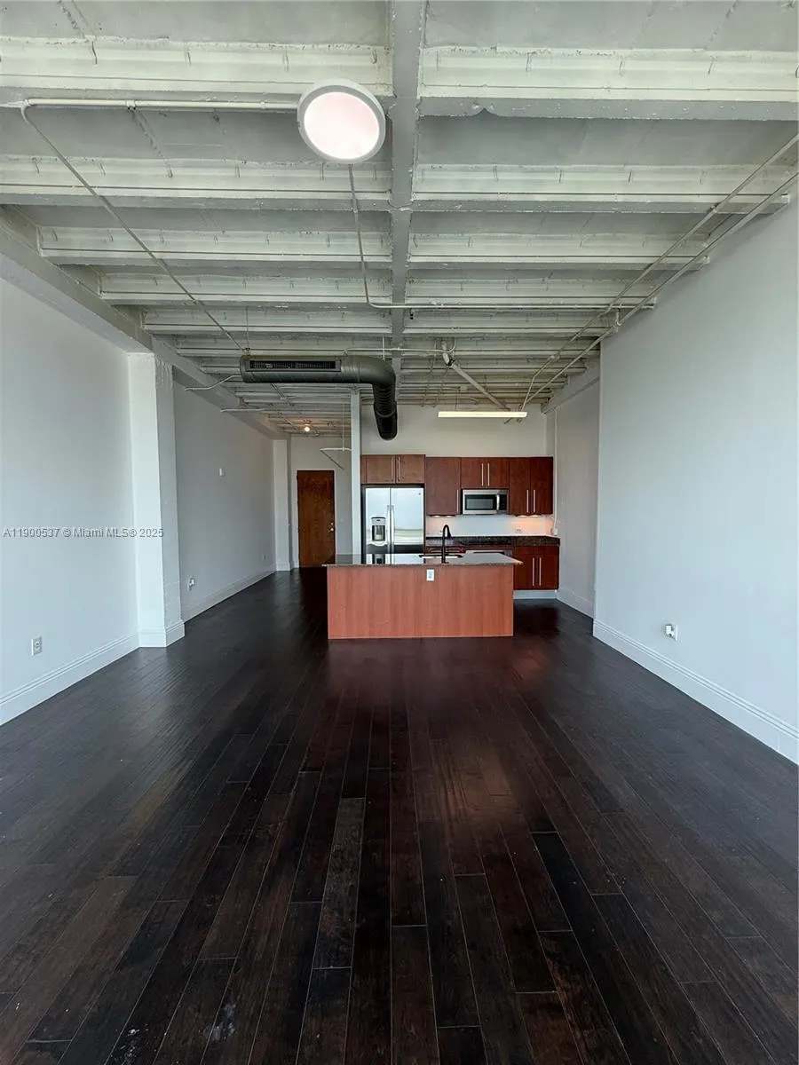 8101 Biscayne Blvd, #R-514