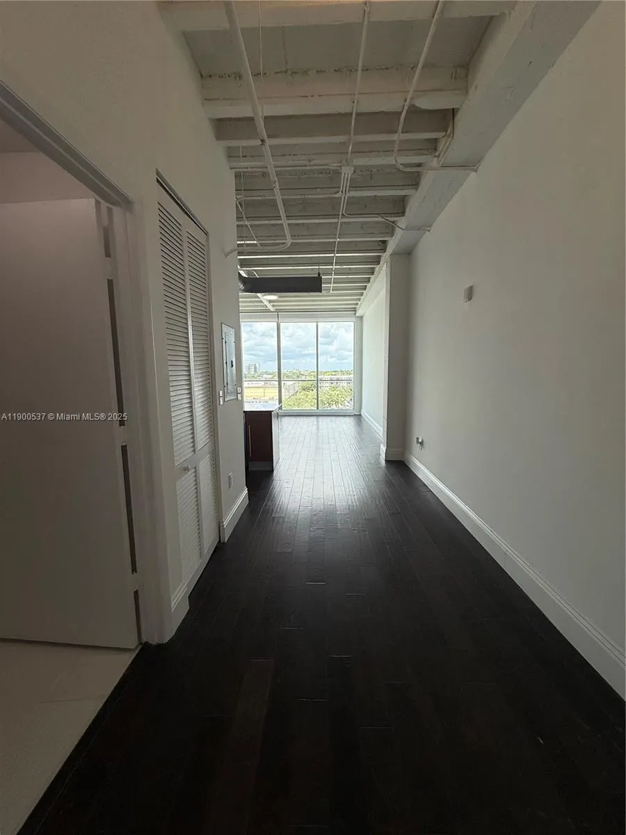 8101 Biscayne Blvd, #R-514
