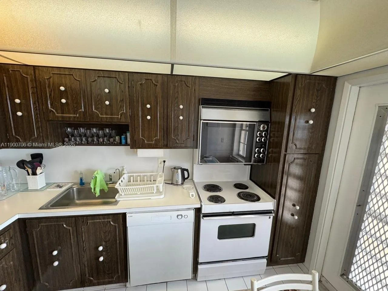 3080 N Course Dr, #704