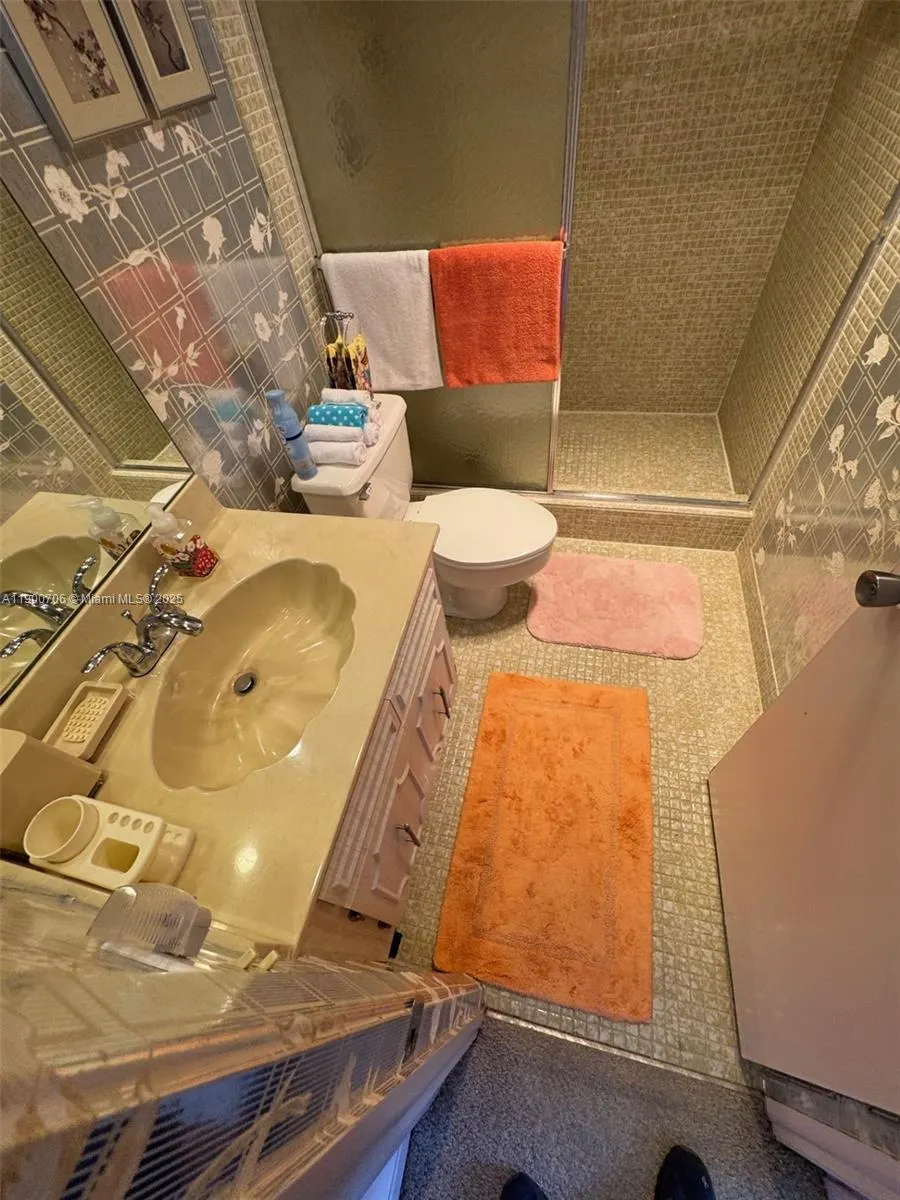 3080 N Course Dr, #704