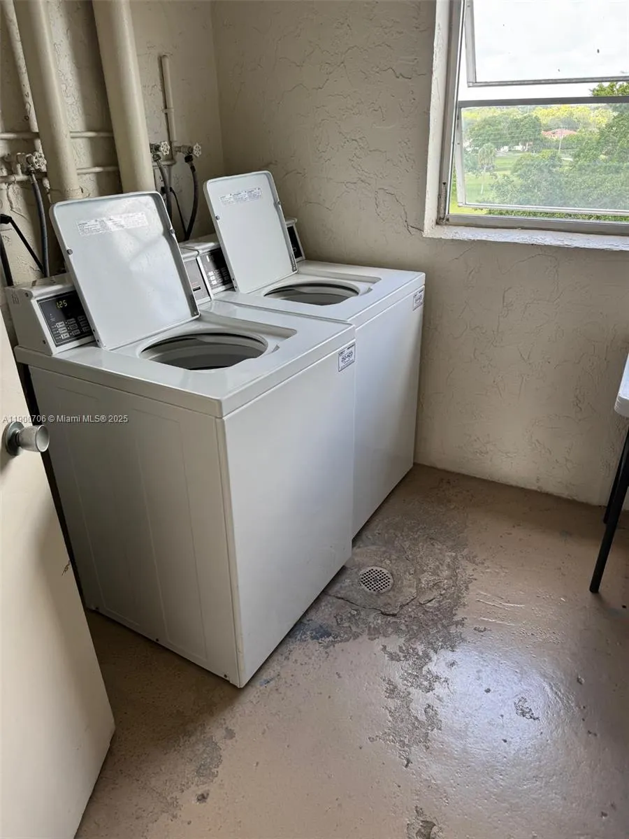 3080 N Course Dr, #704