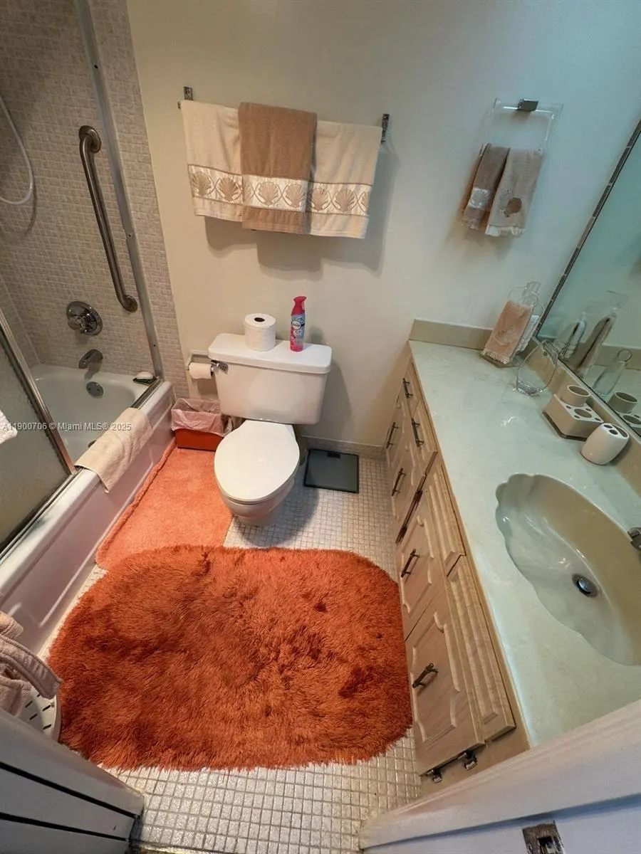 3080 N Course Dr, #704