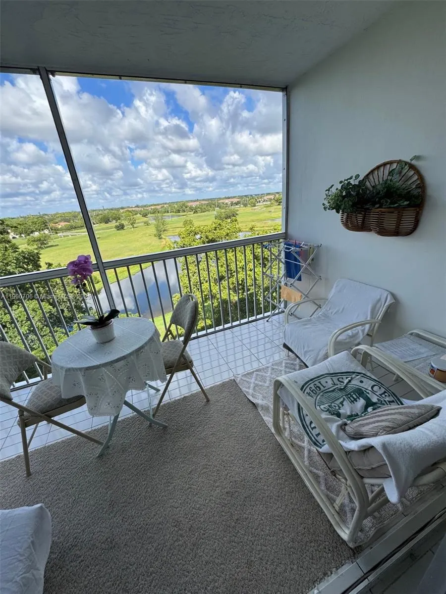 3080 N Course Dr, #704