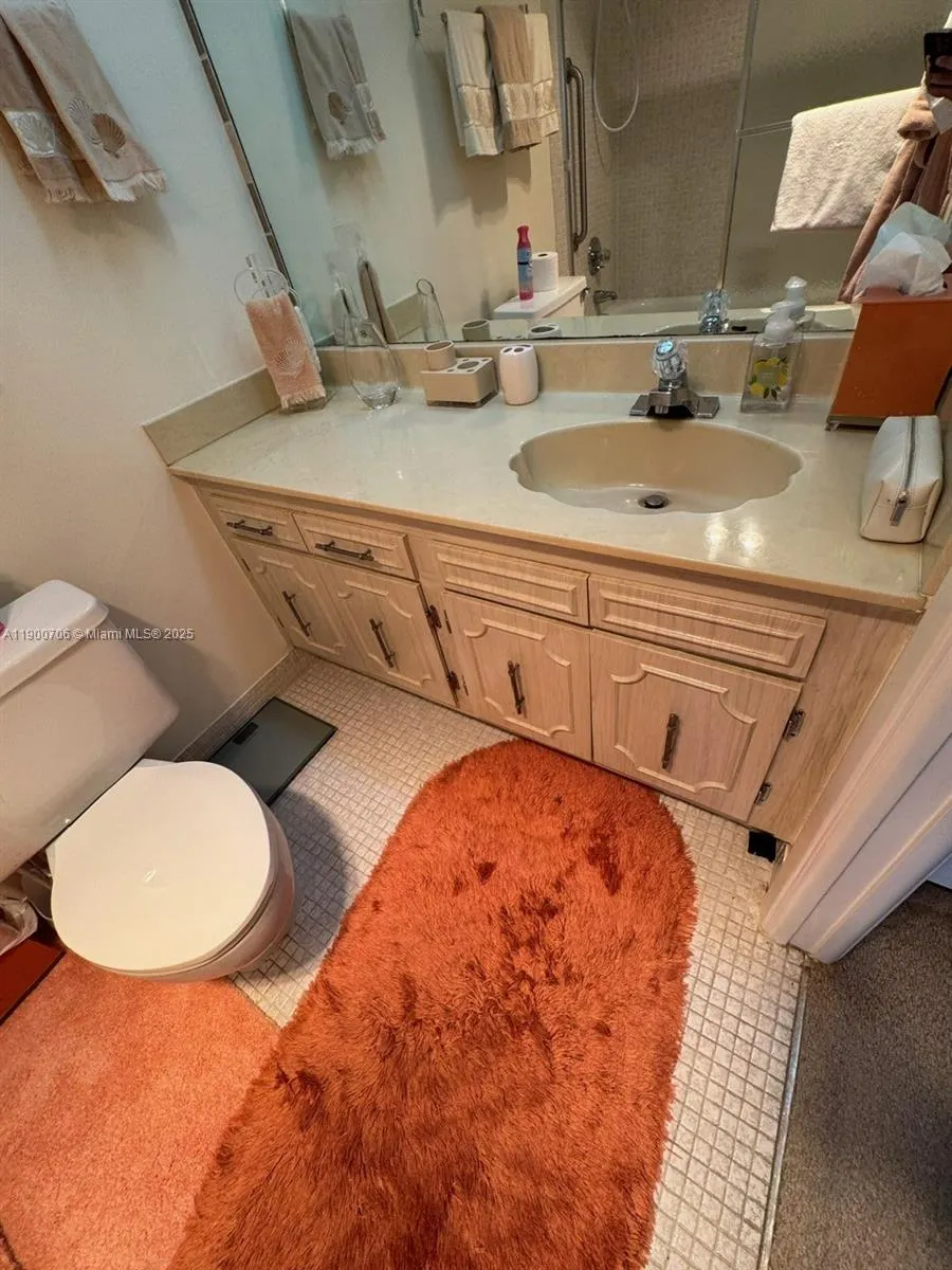 3080 N Course Dr, #704