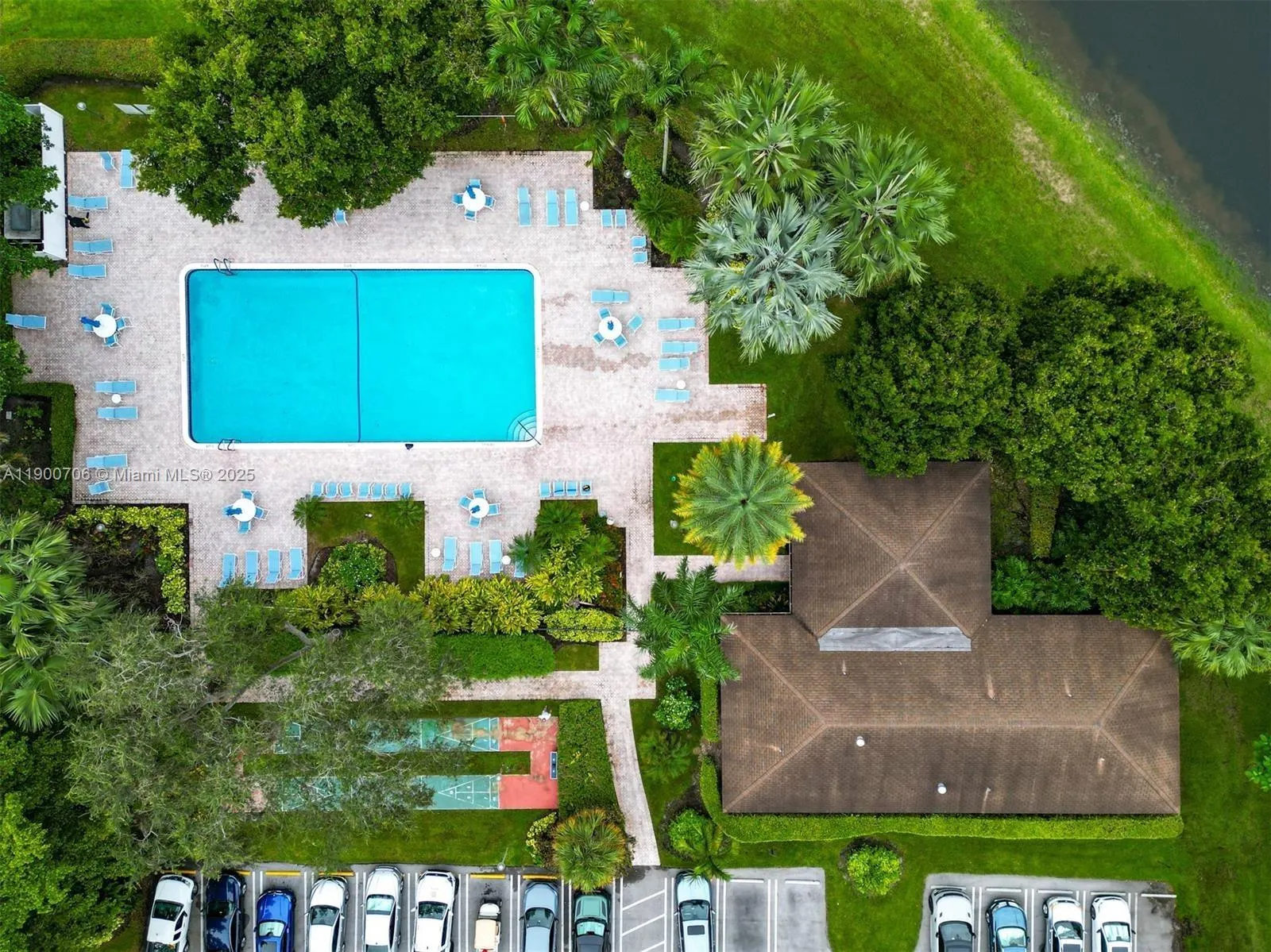 3080 N Course Dr, #704