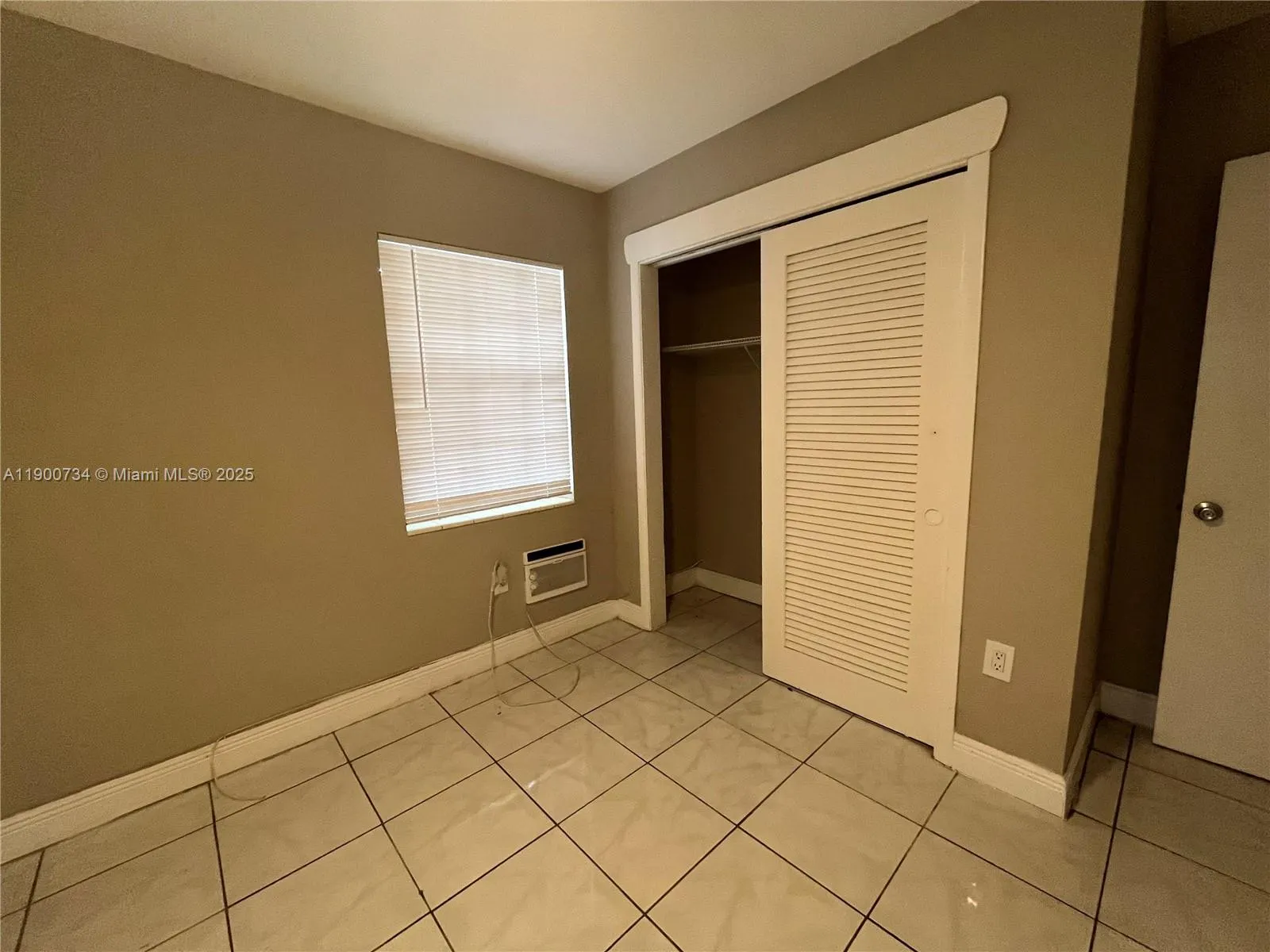 241 NW 32nd St