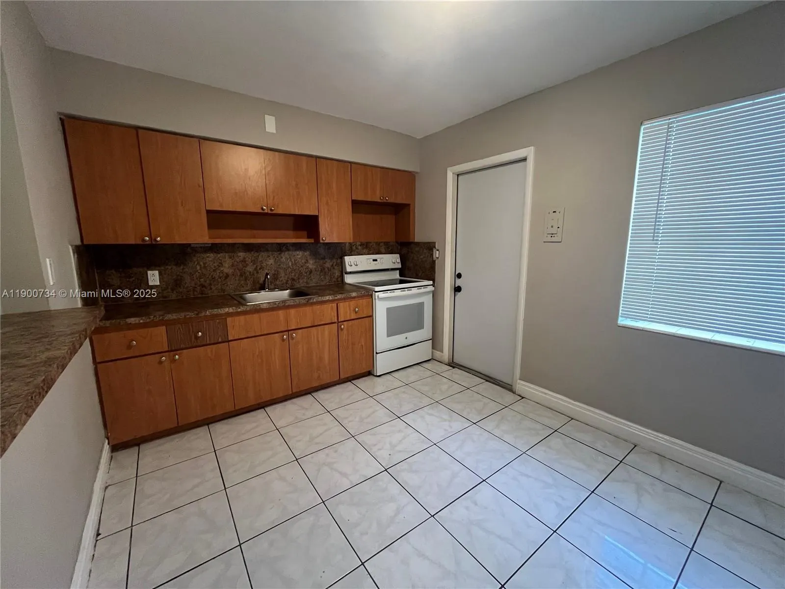 241 NW 32nd St