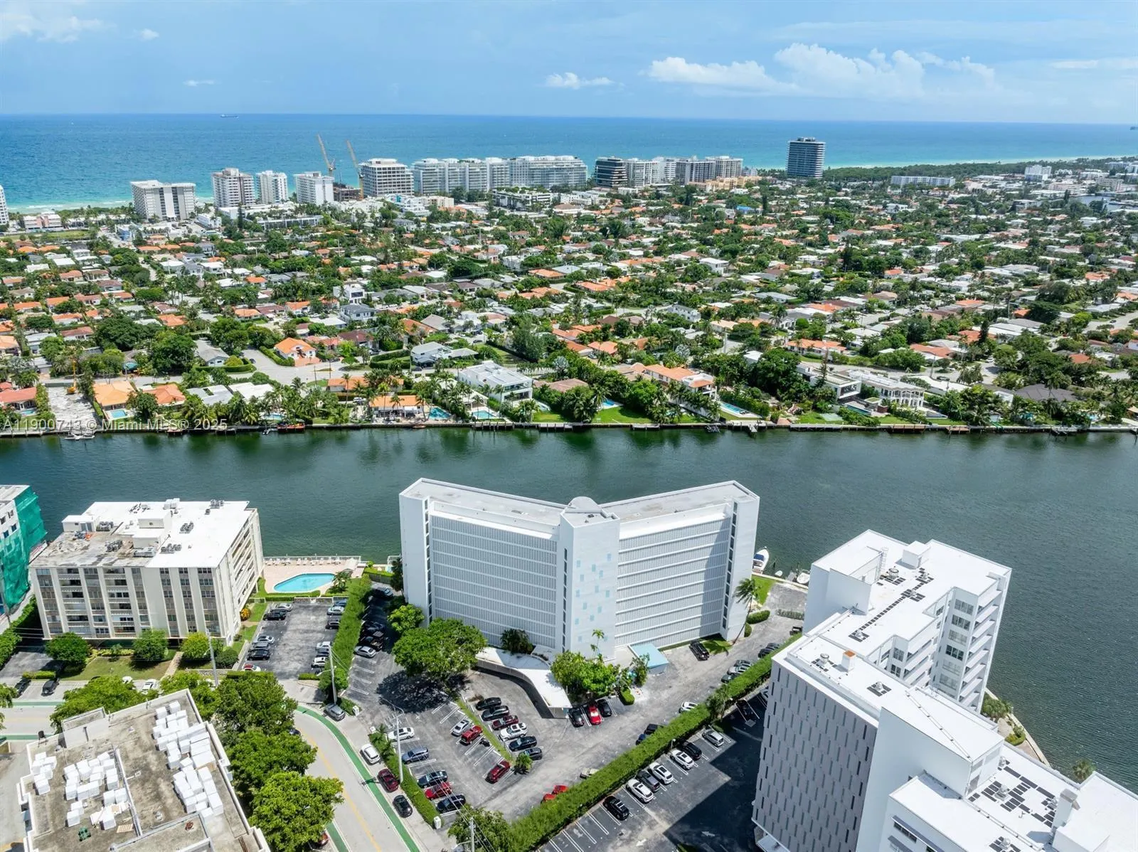 9101 E Bay Harbor Dr, #701