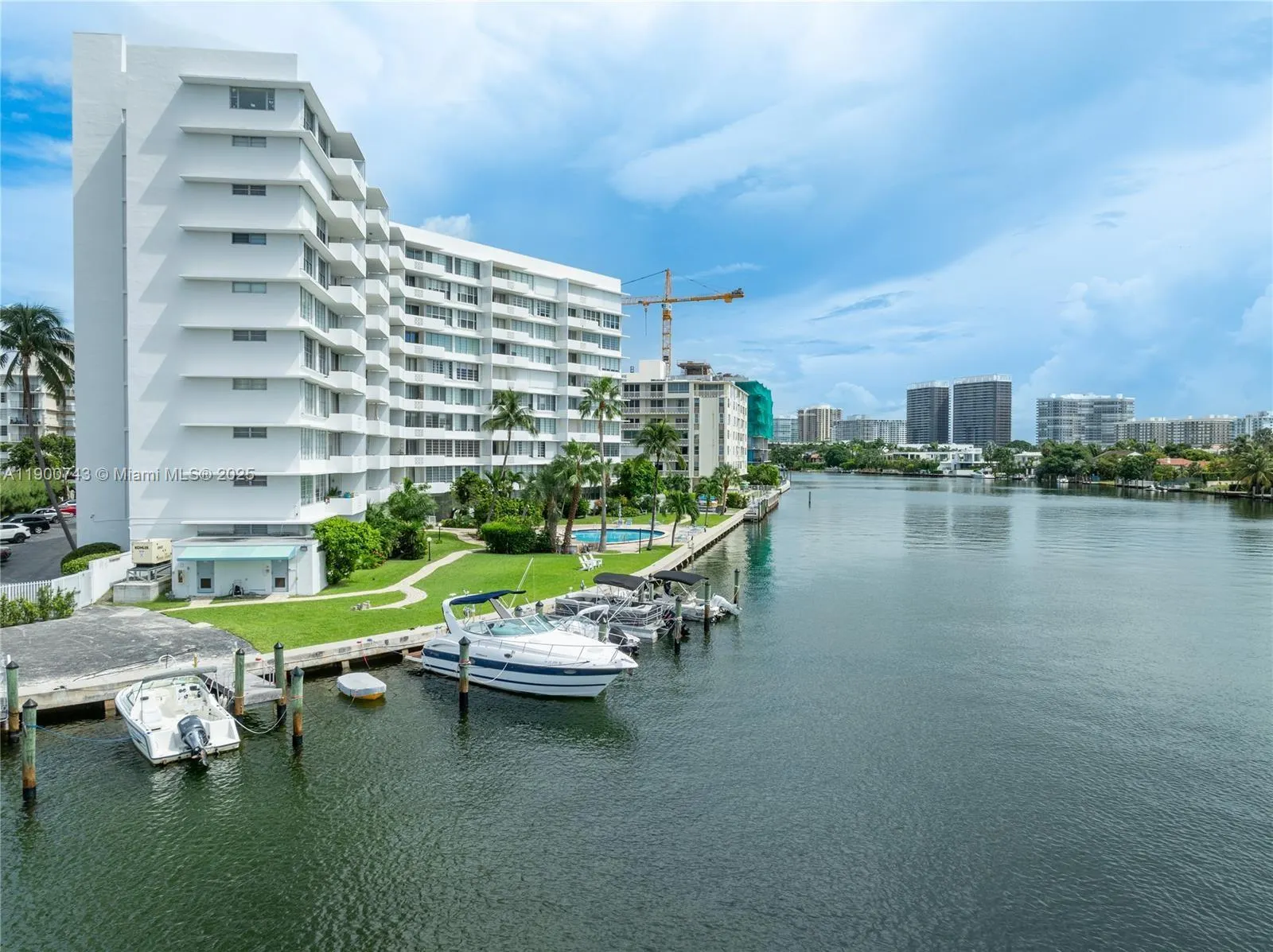 9101 E Bay Harbor Dr, #701