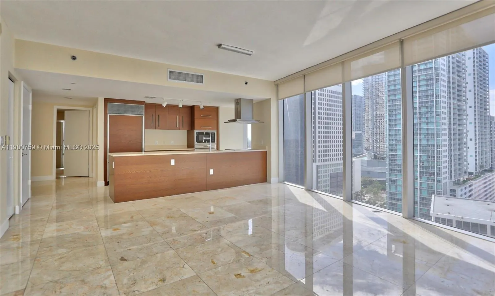 495 Brickell Ave, #2010